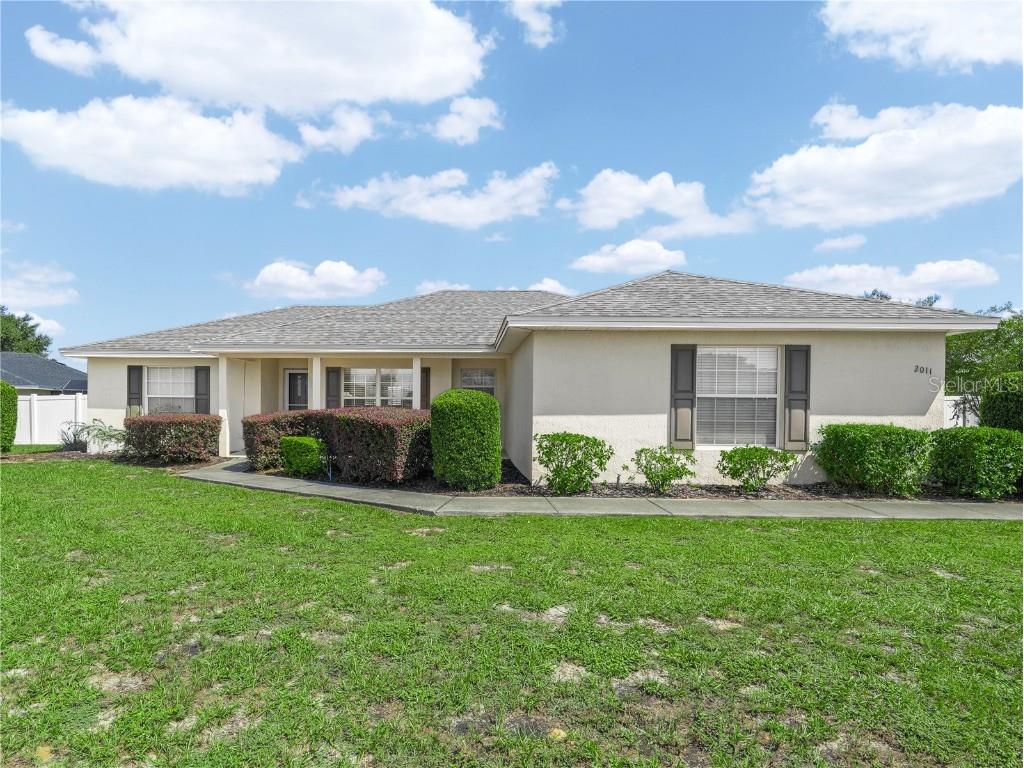 2011 Misty Morning Drive Winter Haven FL 33880 L4947797 image1