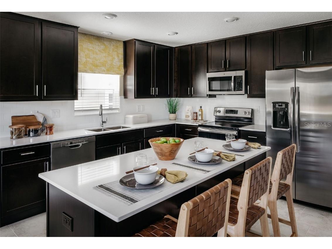 2011 Myrtle Pine Street Kissimmee FL 34746 O6340523 image7