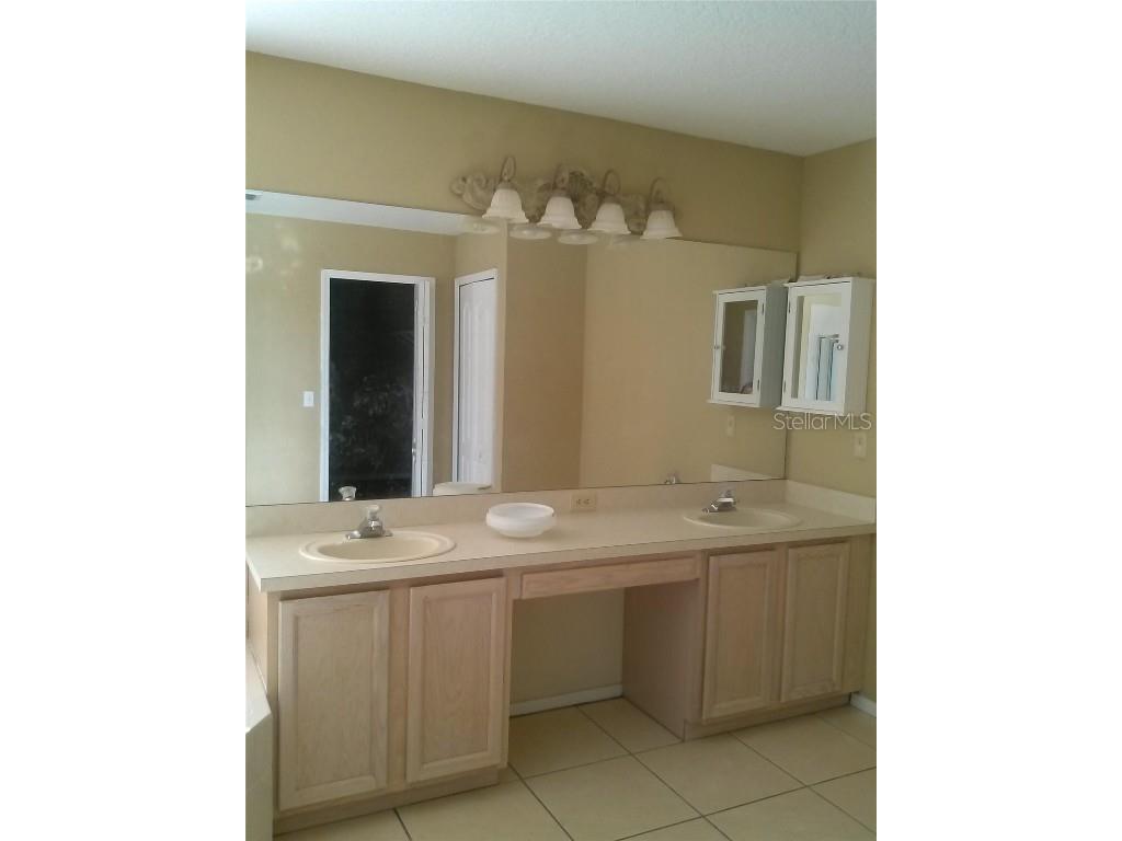 2011 N 61st Street Tampa FL 33619 O6303783 image27