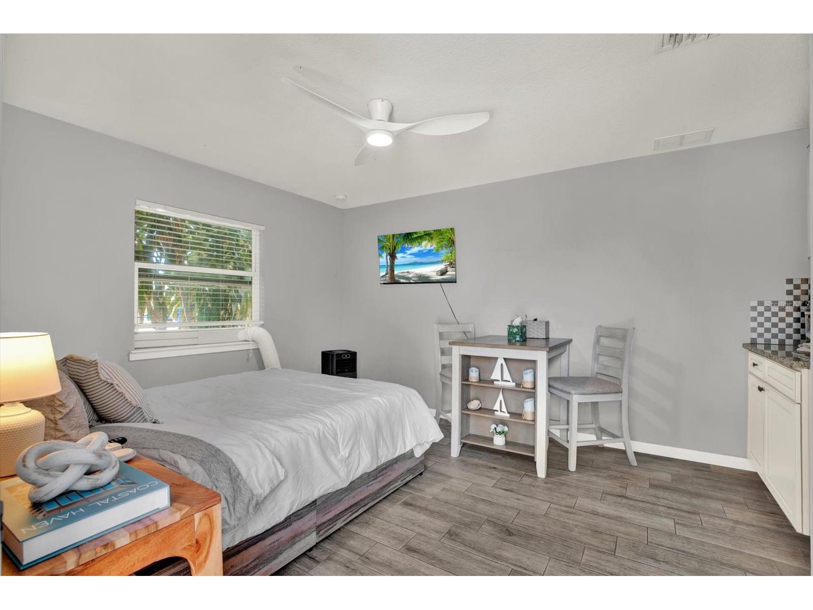 2011 Outer Drive Sarasota FL 34231 TB8525989 image21