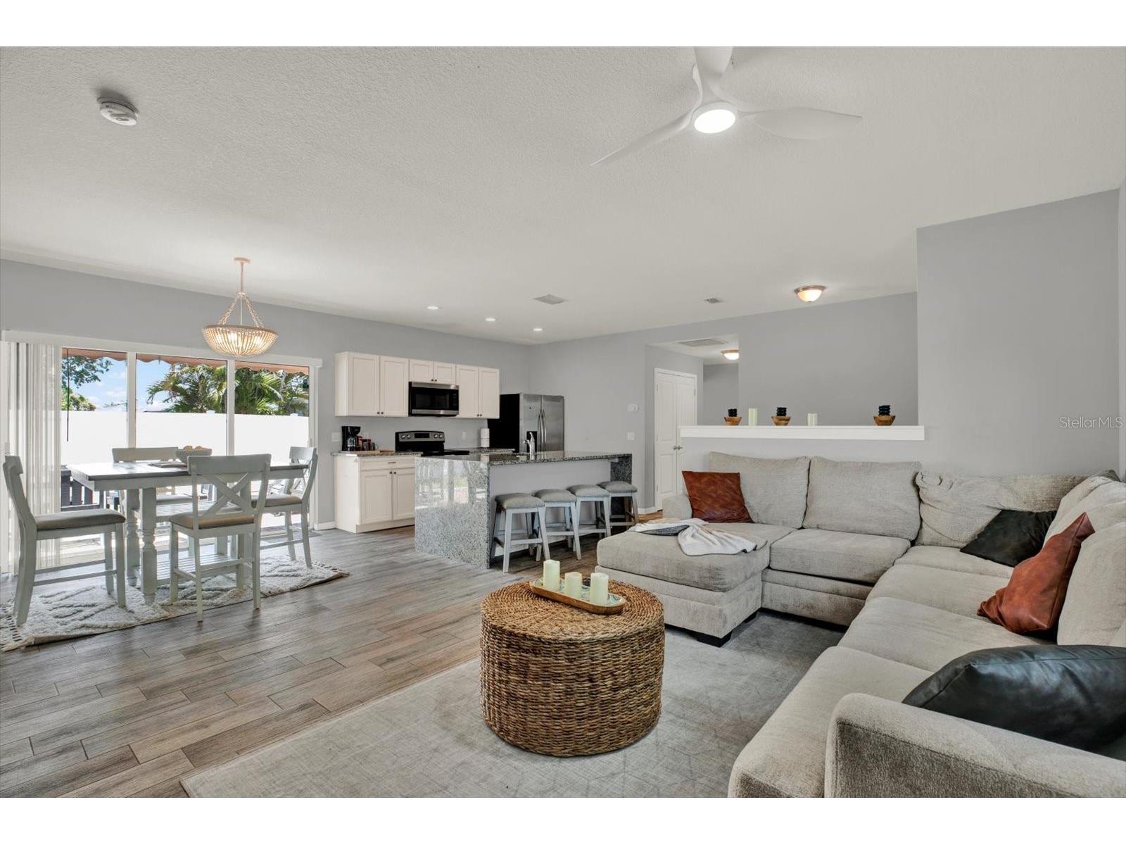 2011 Outer Drive Sarasota FL 34231 TB8525989 image7