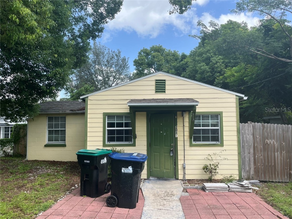 2011 Page Avenue Orlando FL 32806 O6136162 image1