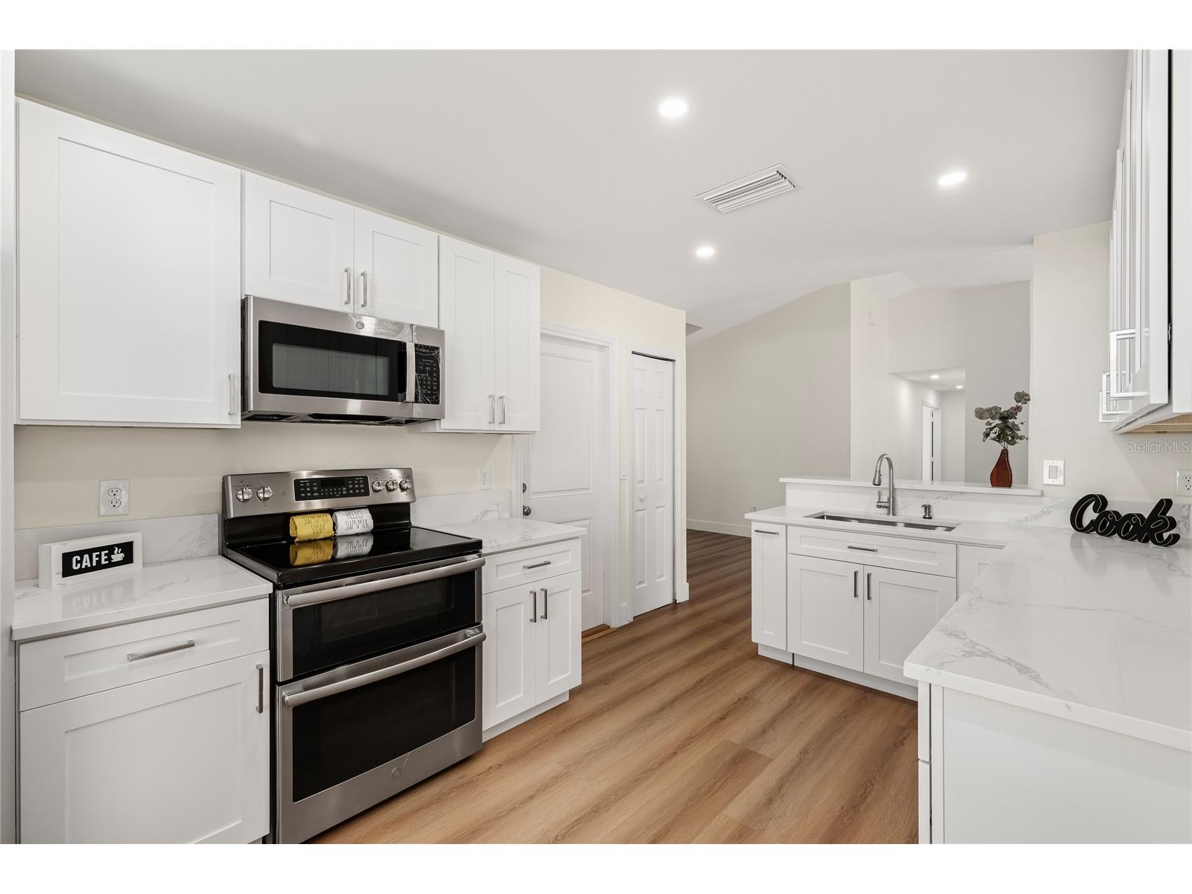 2011 Plainfield Drive Orlando FL 32812 O6423723 image12