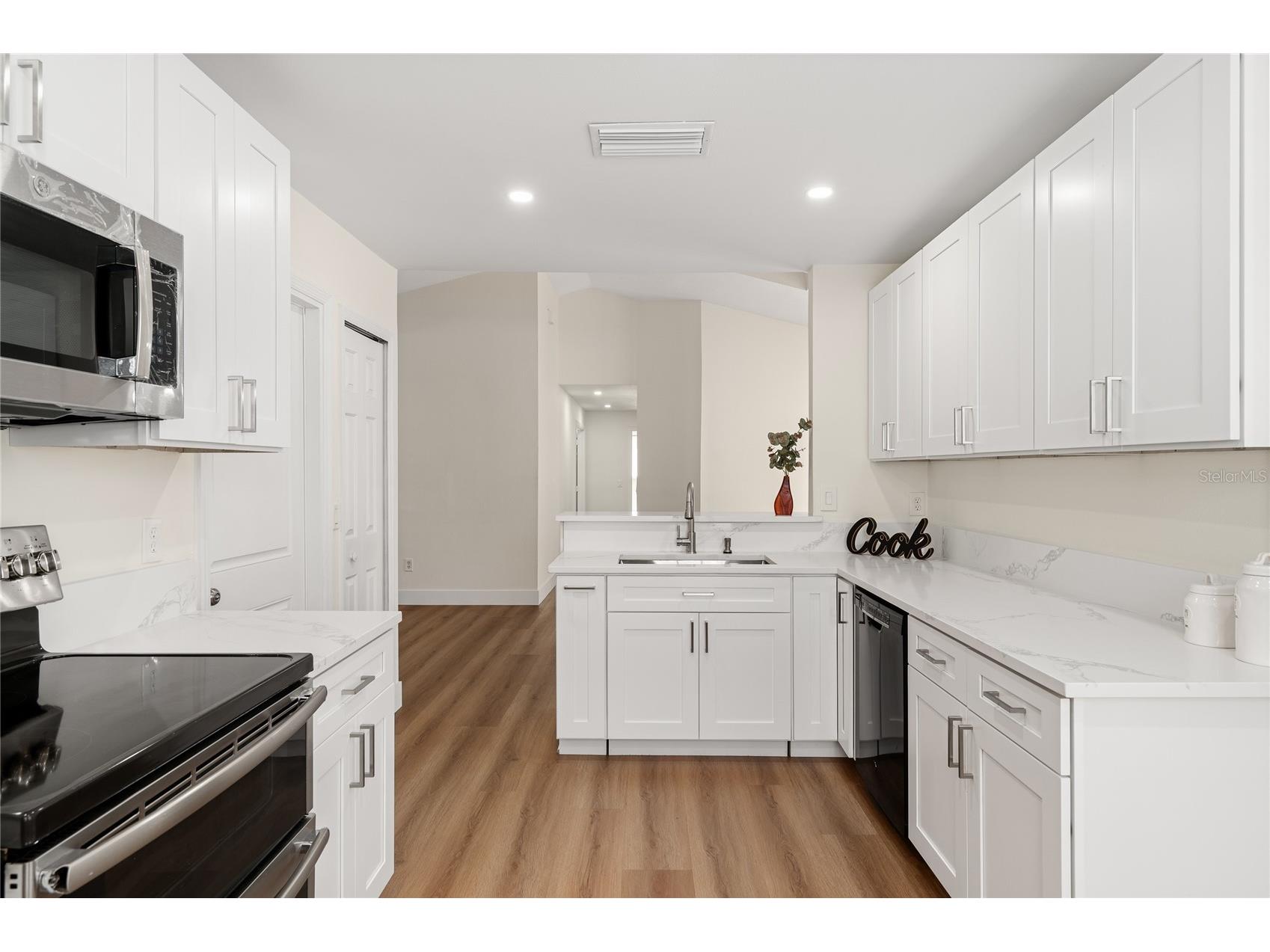 2011 Plainfield Drive Orlando FL 32812 O6423723 image16