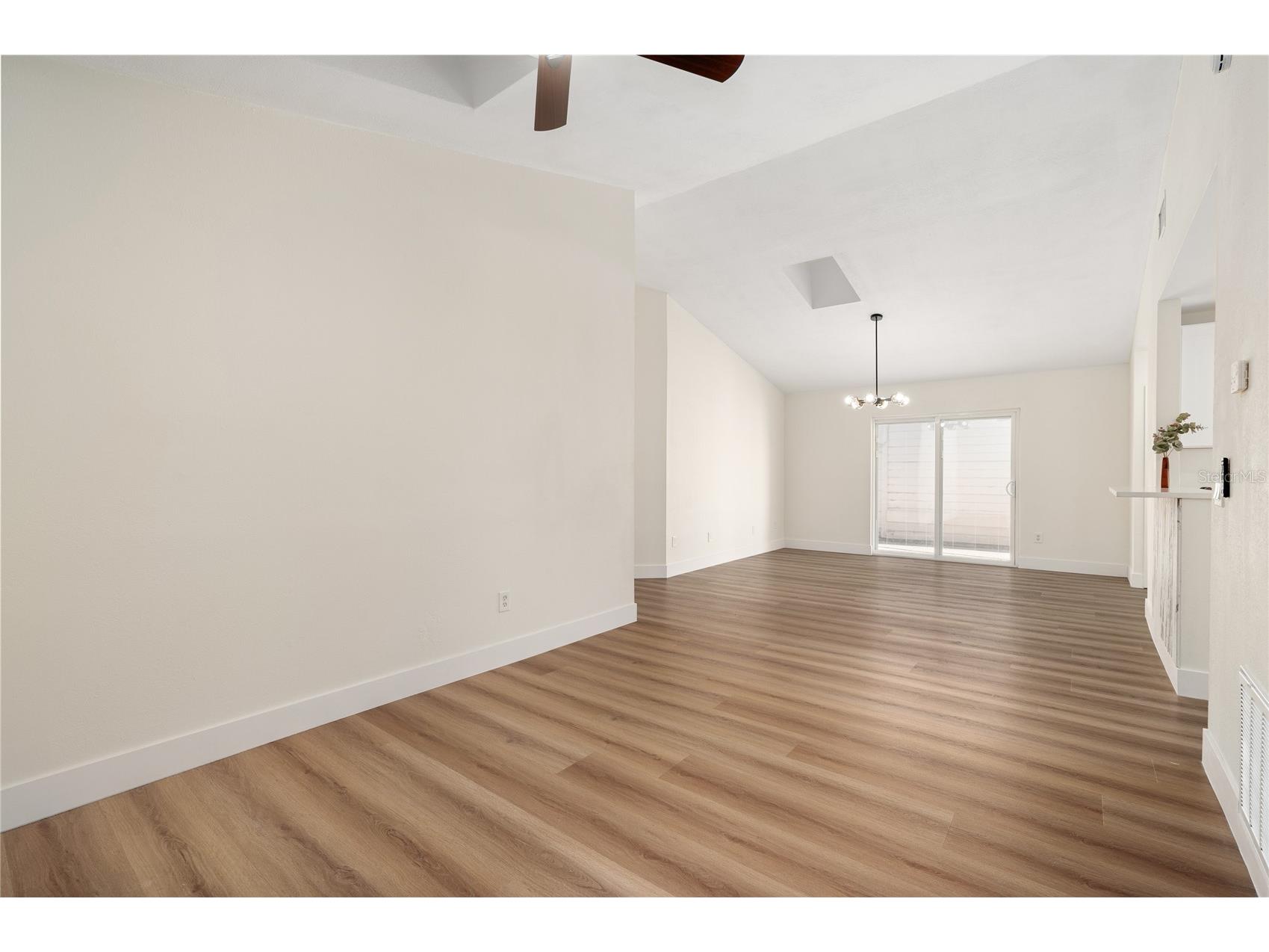 2011 Plainfield Drive Orlando FL 32812 O6423723 image7