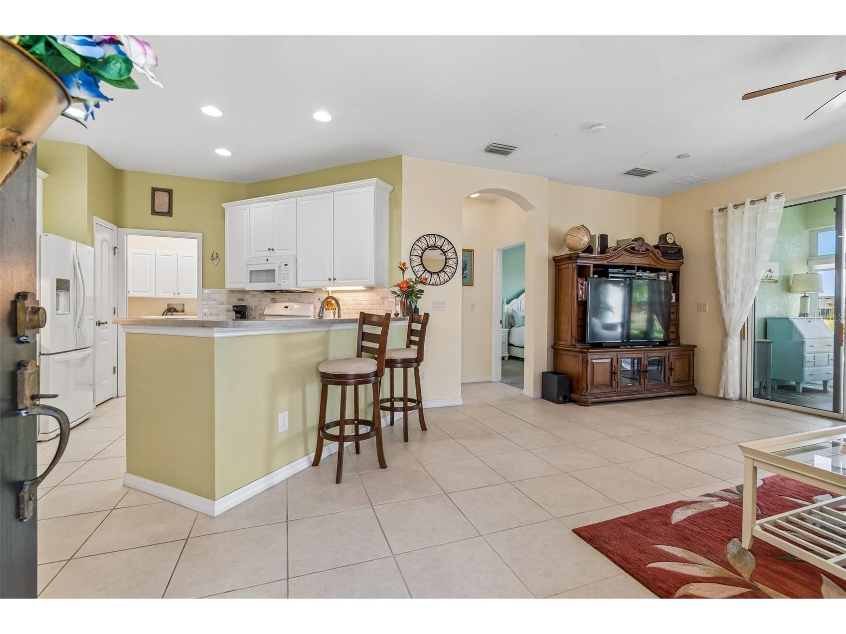 2011 Sifield Greens Way #71 Sun City Center FL 33573 TB8504091 image16