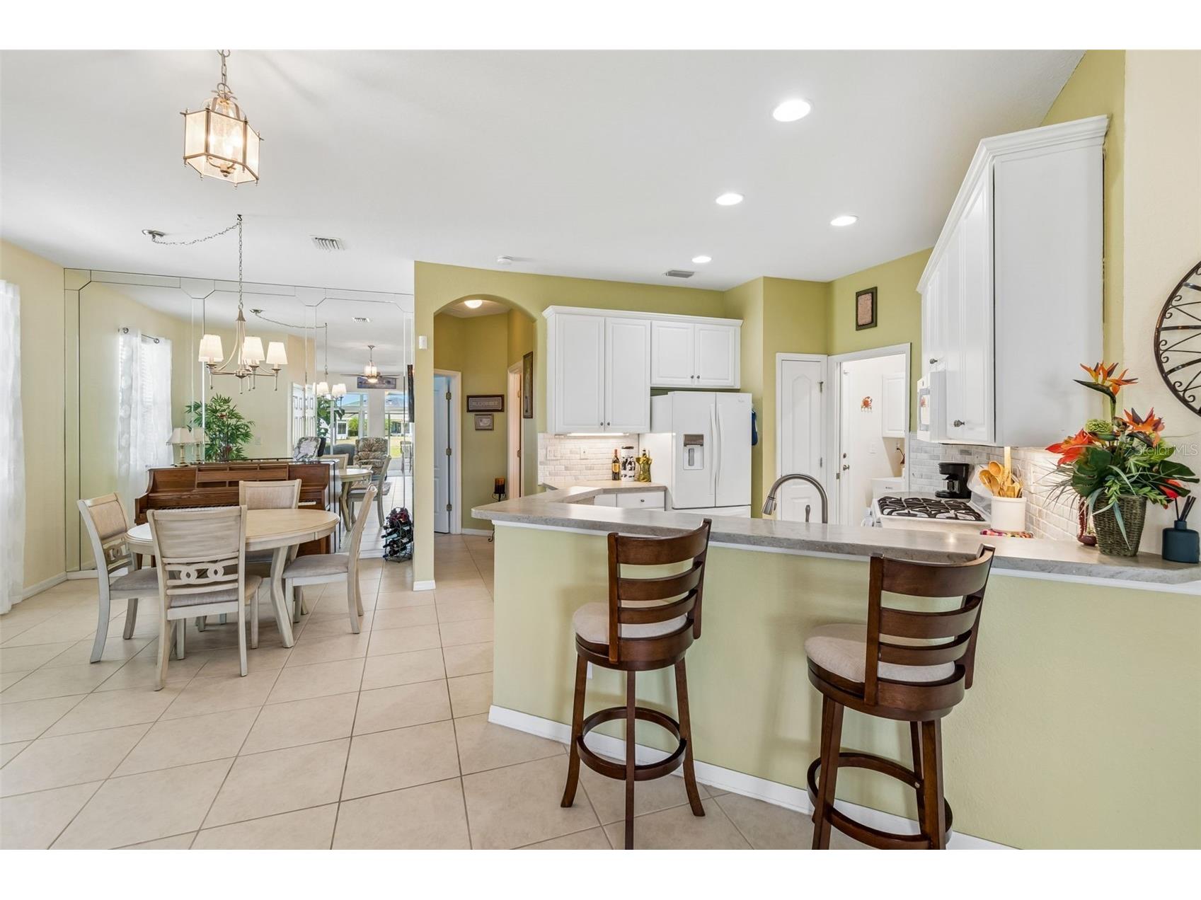 2011 Sifield Greens Way #71 Sun City Center FL 33573 TB8504091 image2