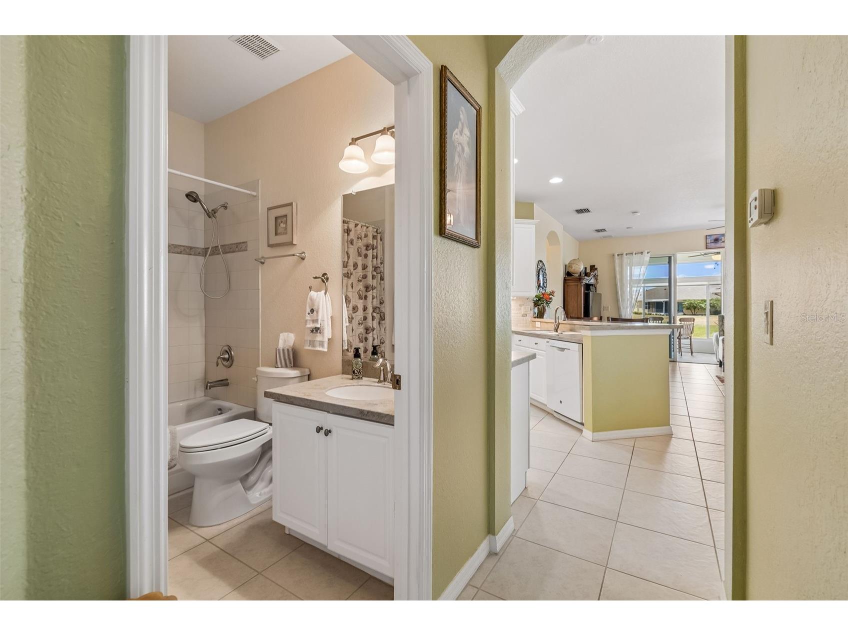 2011 Sifield Greens Way #71 Sun City Center FL 33573 TB8504091 image44