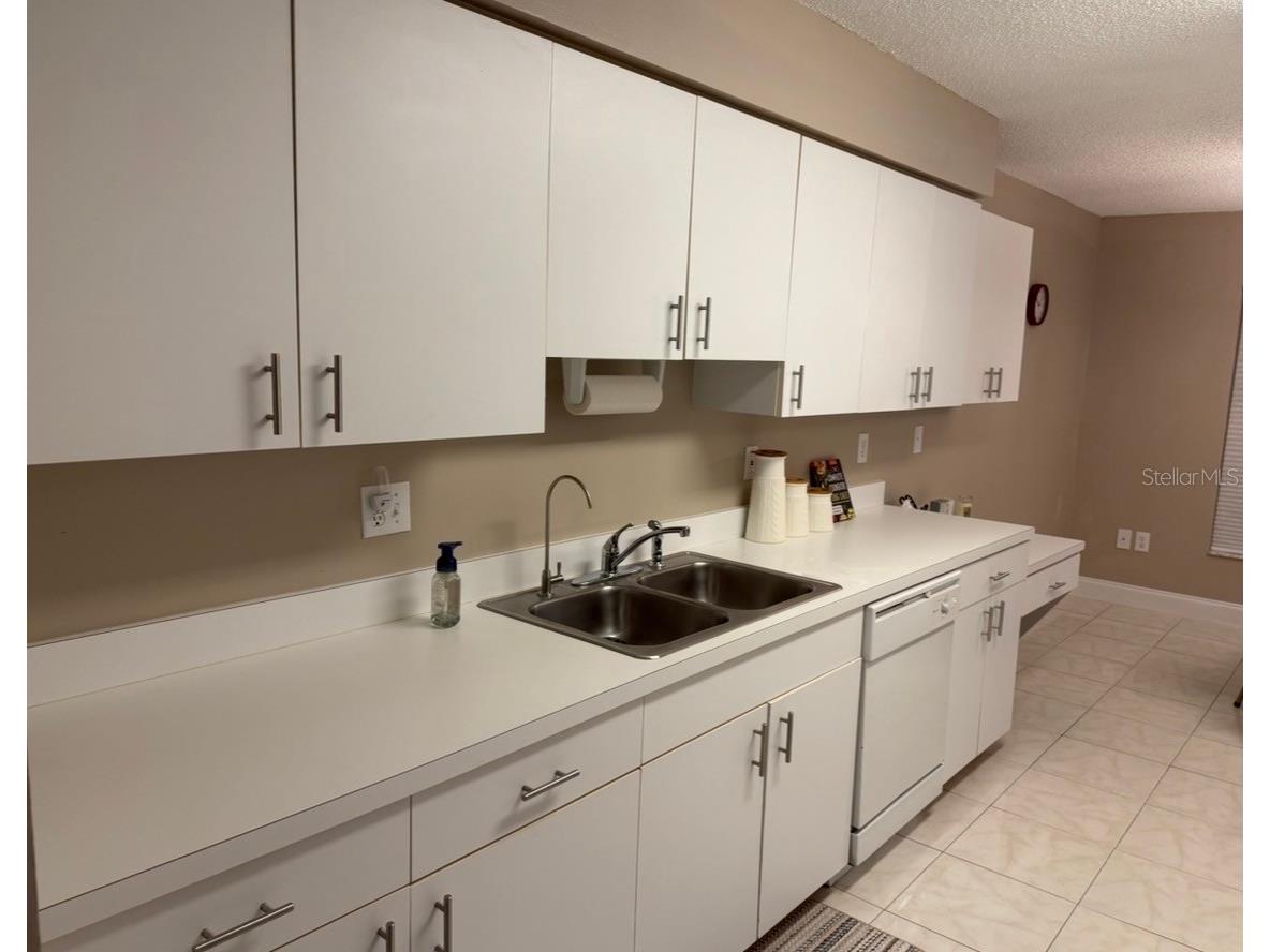 2011 W Del Webb Boulevard Sun City Center FL 33573 TB8484692 image6