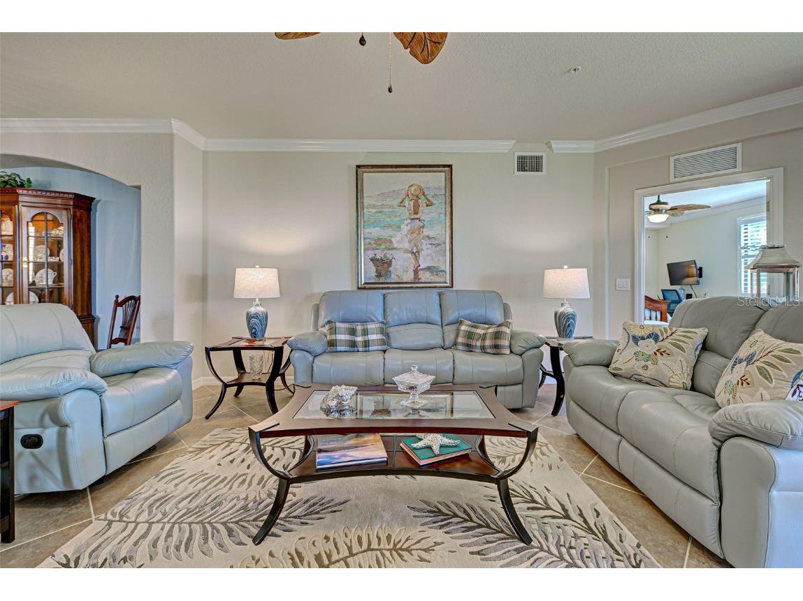 20110 Ragazza Circle #102 Venice FL 34293 D6143881 image5