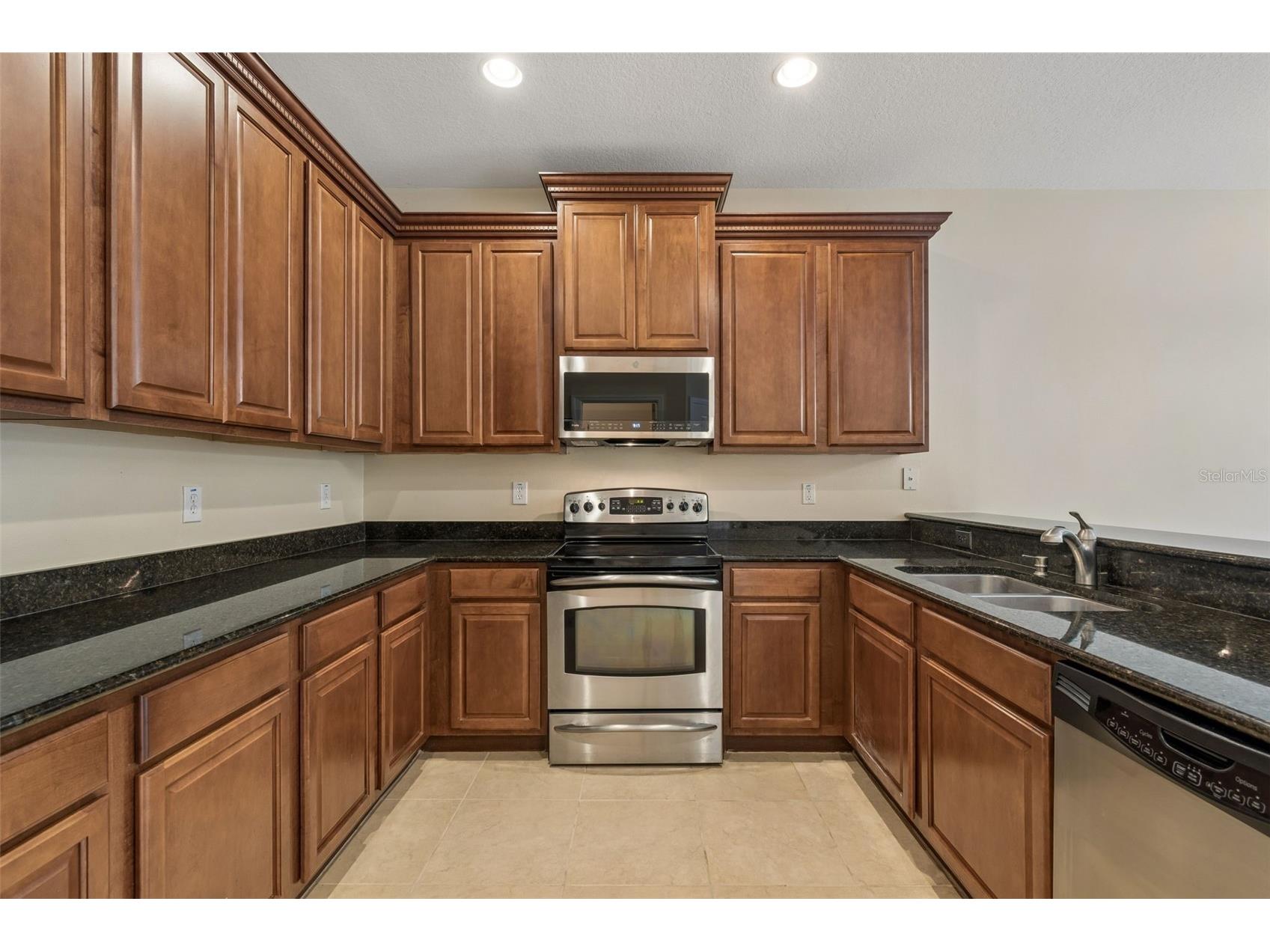 20112 Indian Rosewood Drive Tampa FL 33647 TB8486427 image27