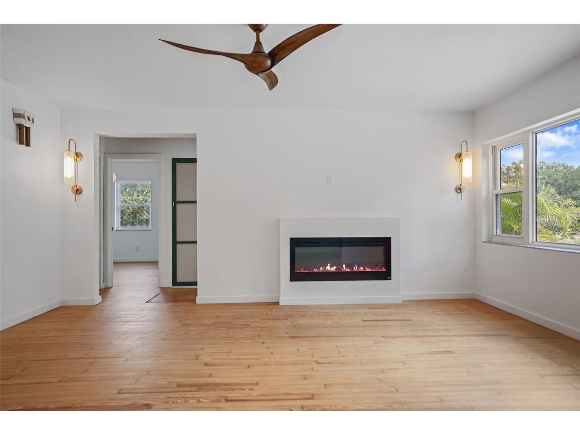 2012 Culberson Avenue Dunedin FL 34698 TB8440588 image12