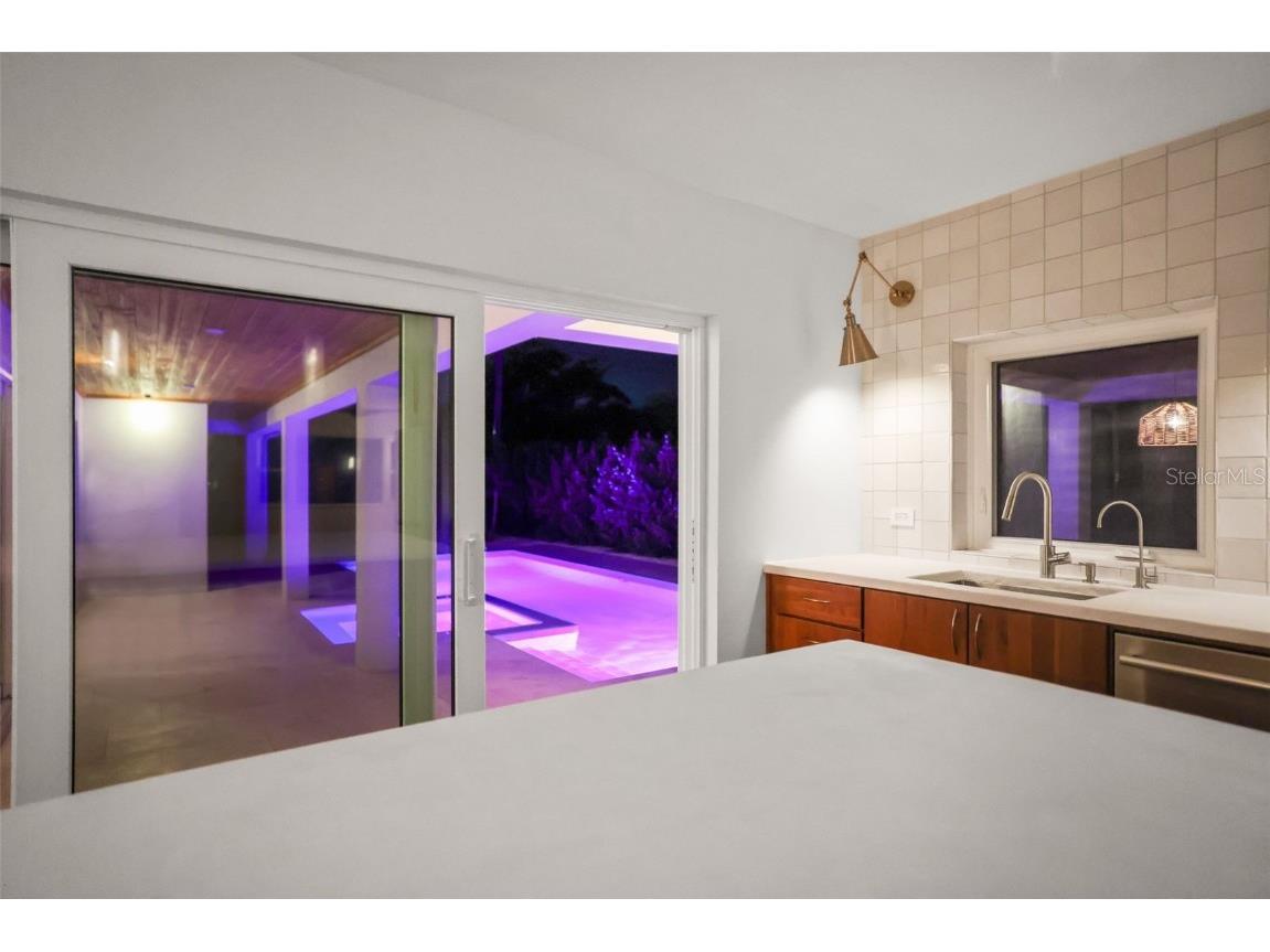 2012 Culberson Avenue Dunedin FL 34698 TB8440588 image18