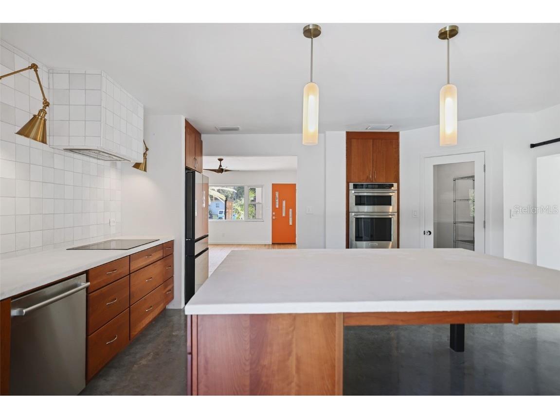 2012 Culberson Avenue Dunedin FL 34698 TB8440588 image19