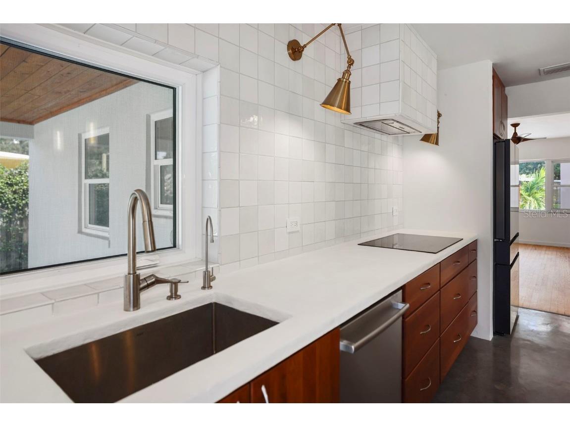 2012 Culberson Avenue Dunedin FL 34698 TB8440588 image26