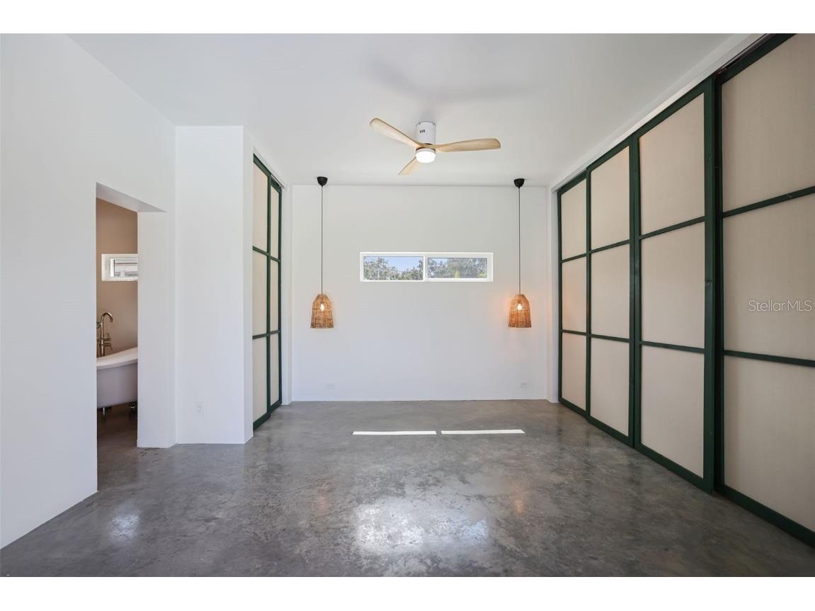 2012 Culberson Avenue Dunedin FL 34698 TB8440588 image33