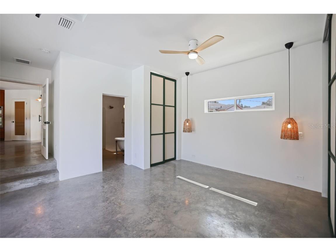 2012 Culberson Avenue Dunedin FL 34698 TB8440588 image35