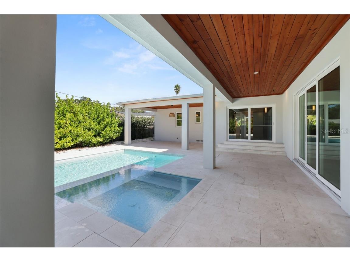 2012 Culberson Avenue Dunedin FL 34698 TB8440588 image6