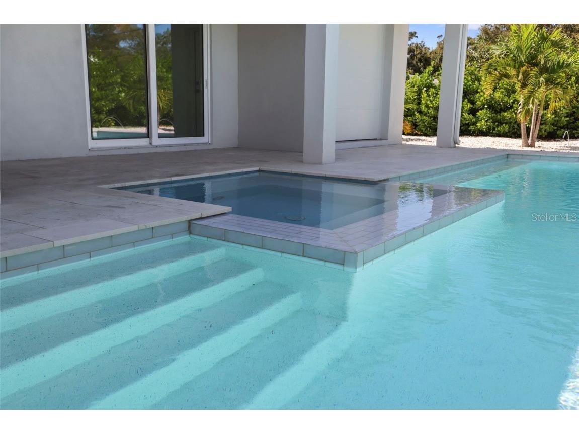 2012 Culberson Avenue Dunedin FL 34698 TB8440588 image74