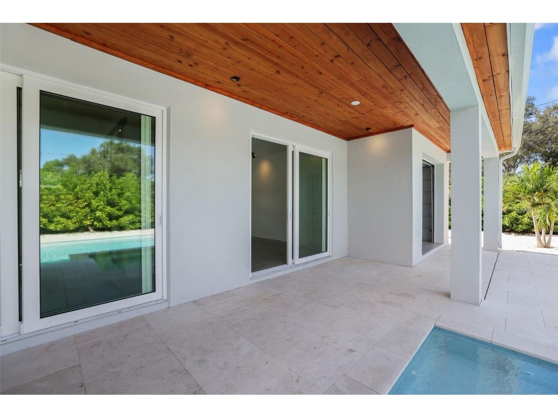 2012 Culberson Avenue Dunedin FL 34698 TB8440588 image78