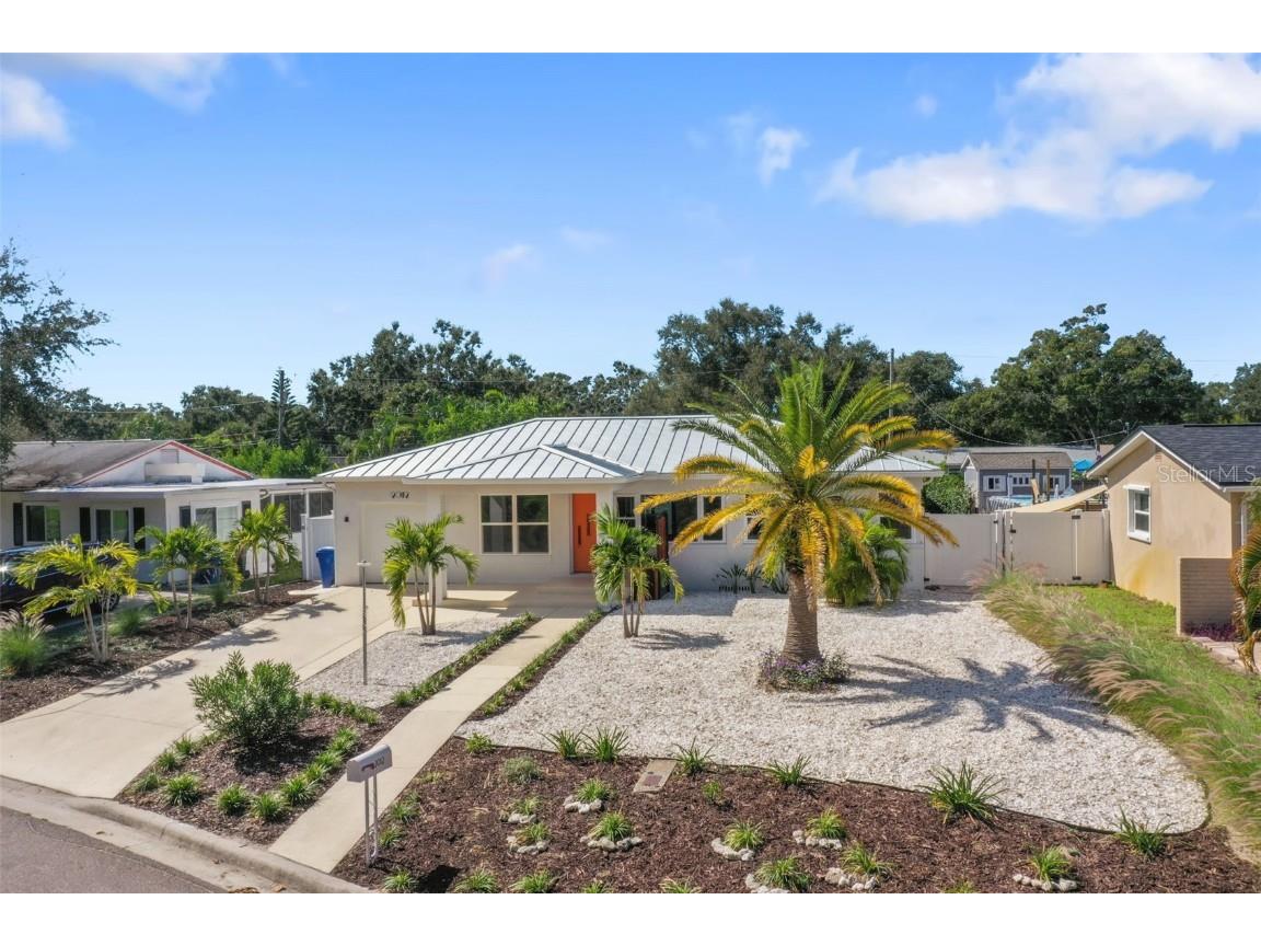 2012 Culberson Avenue Dunedin FL 34698 TB8440588 image91