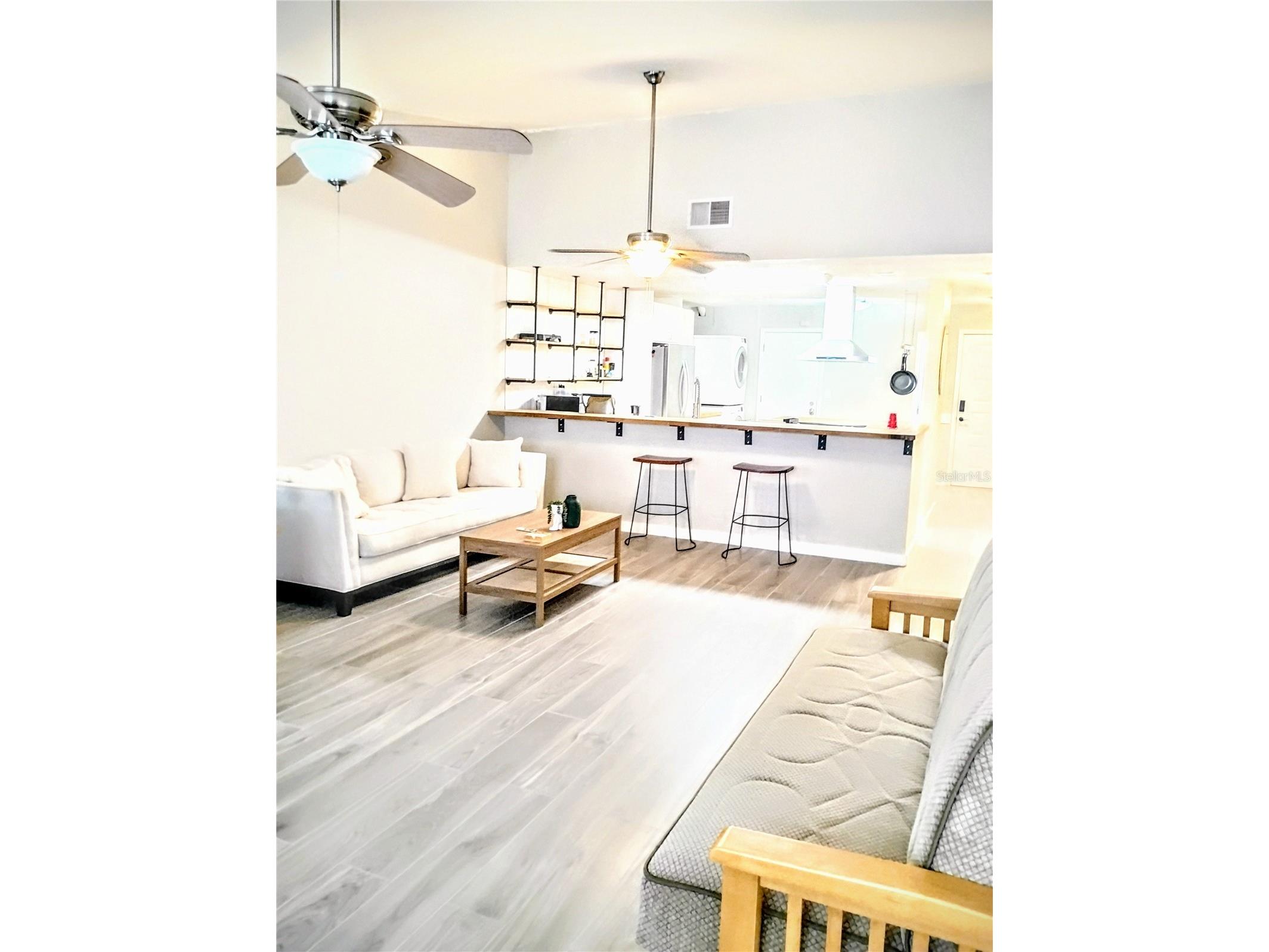 2012 Dover Court Oldsmar FL 34677 TB8504635 image6