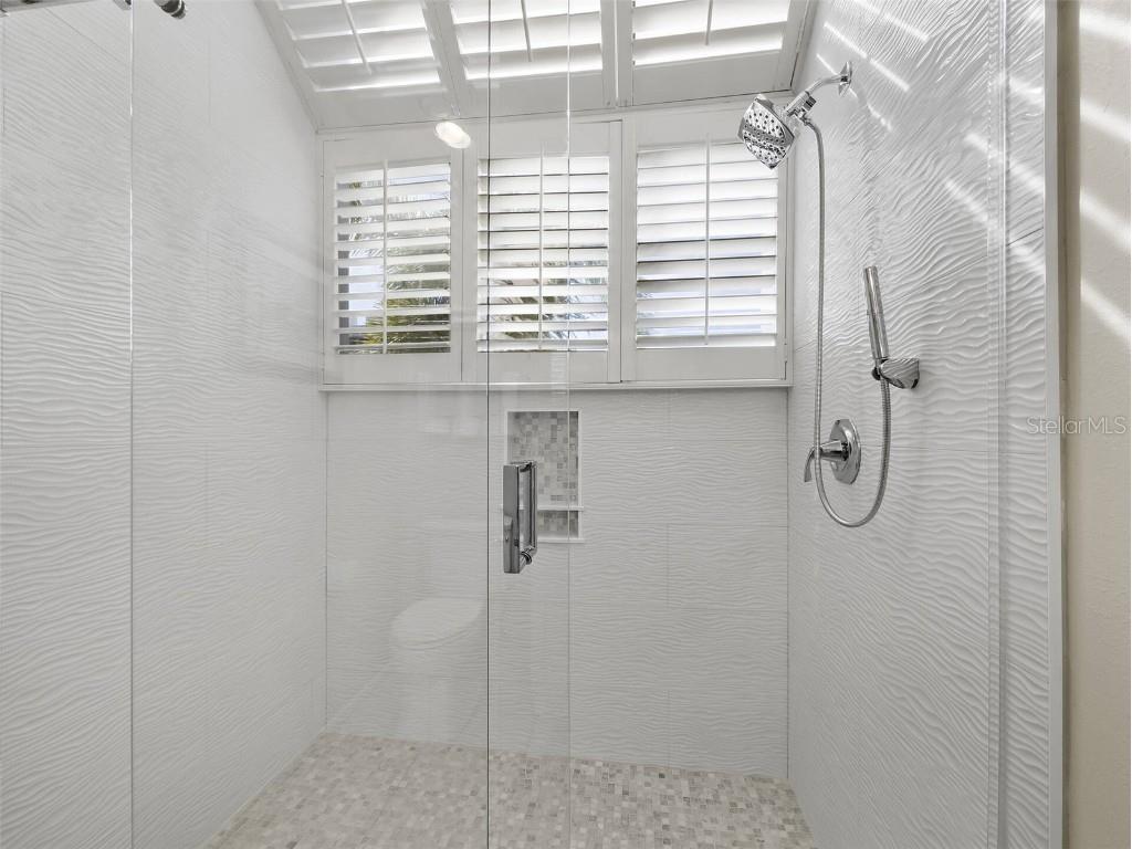 2012 Harbourside Drive #2104 Longboat Key FL 34228 A4664458 image21