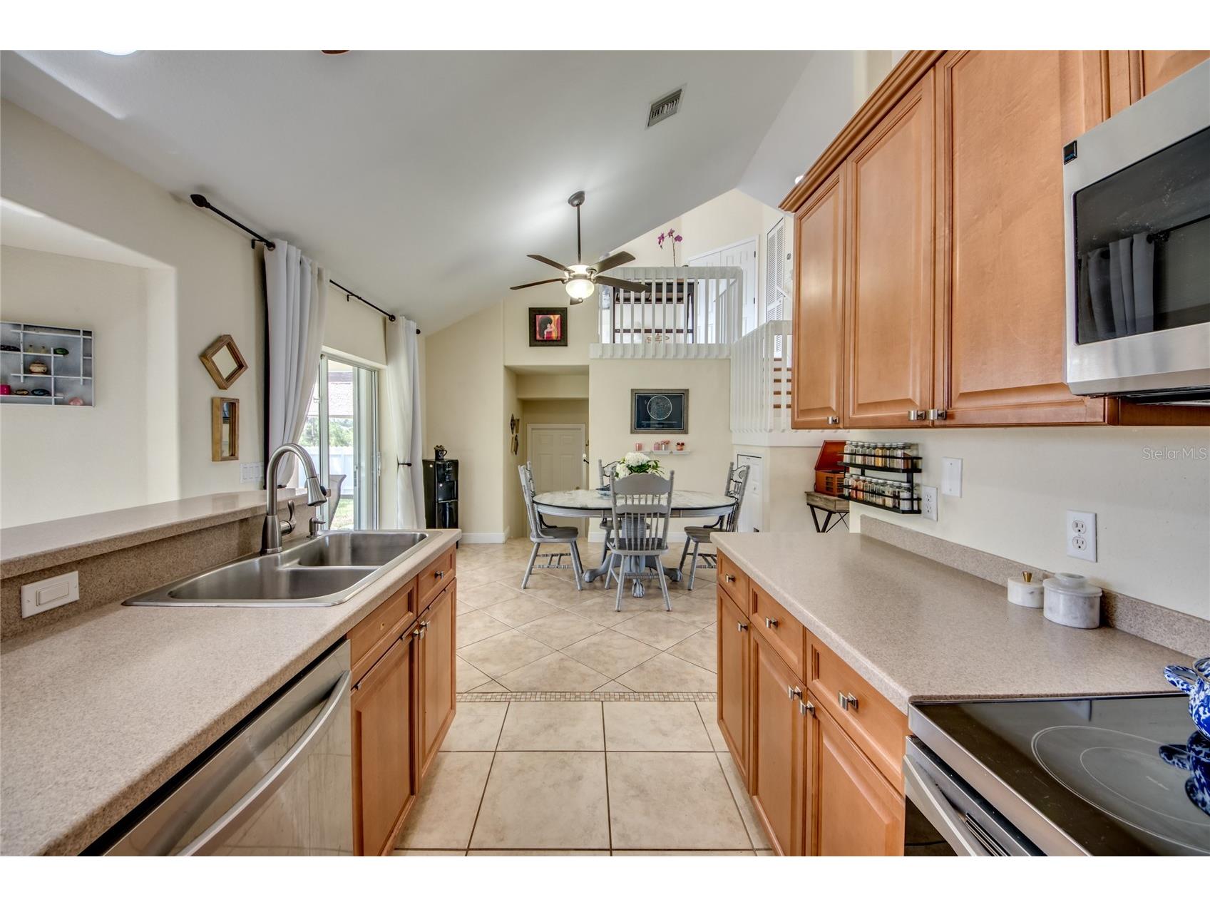 2012 NE 33rd Lane Cape Coral FL 33909 V4949558 image14