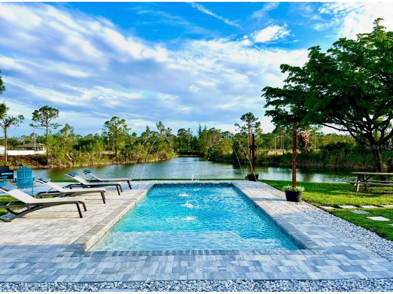 2012 NE 33rd Lane Cape Coral FL 33909 V4949558 image3