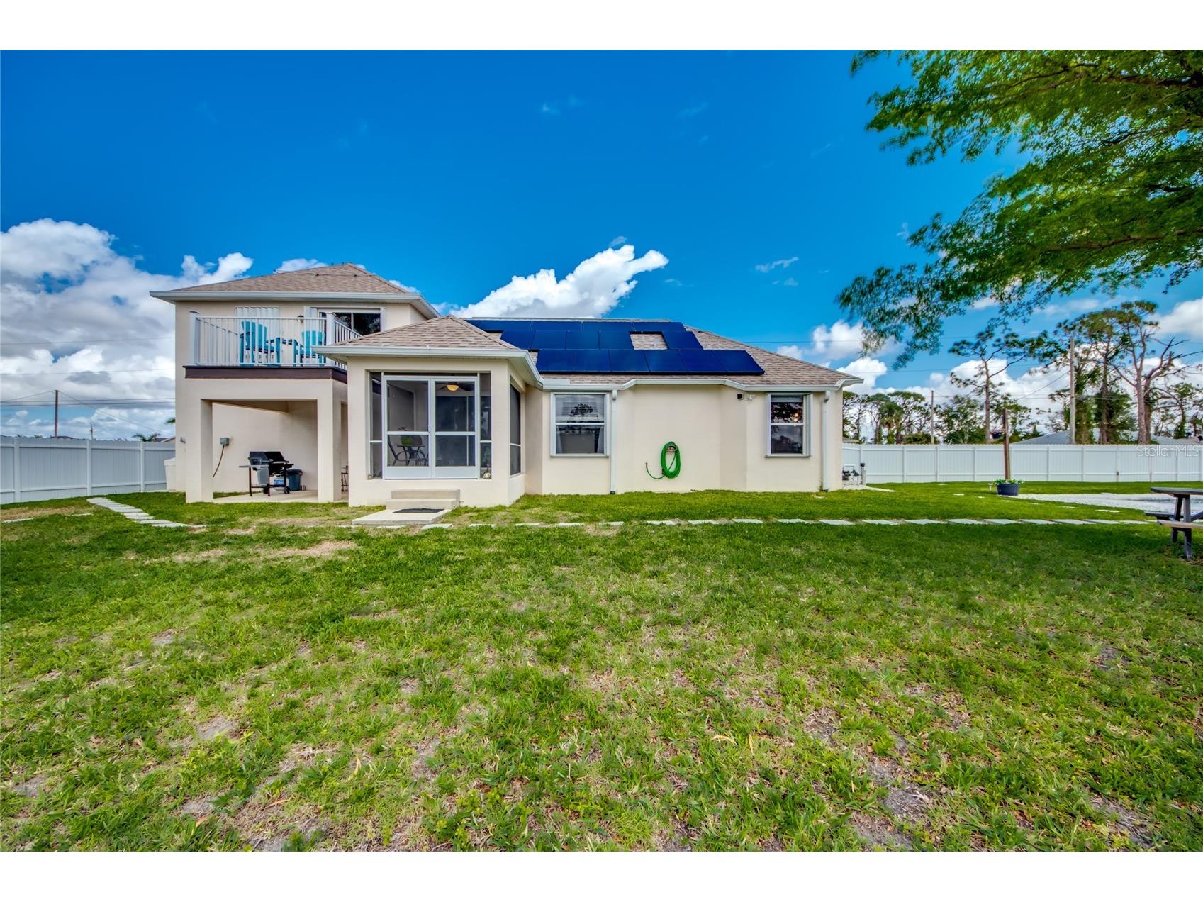 2012 NE 33rd Lane Cape Coral FL 33909 V4949558 image40