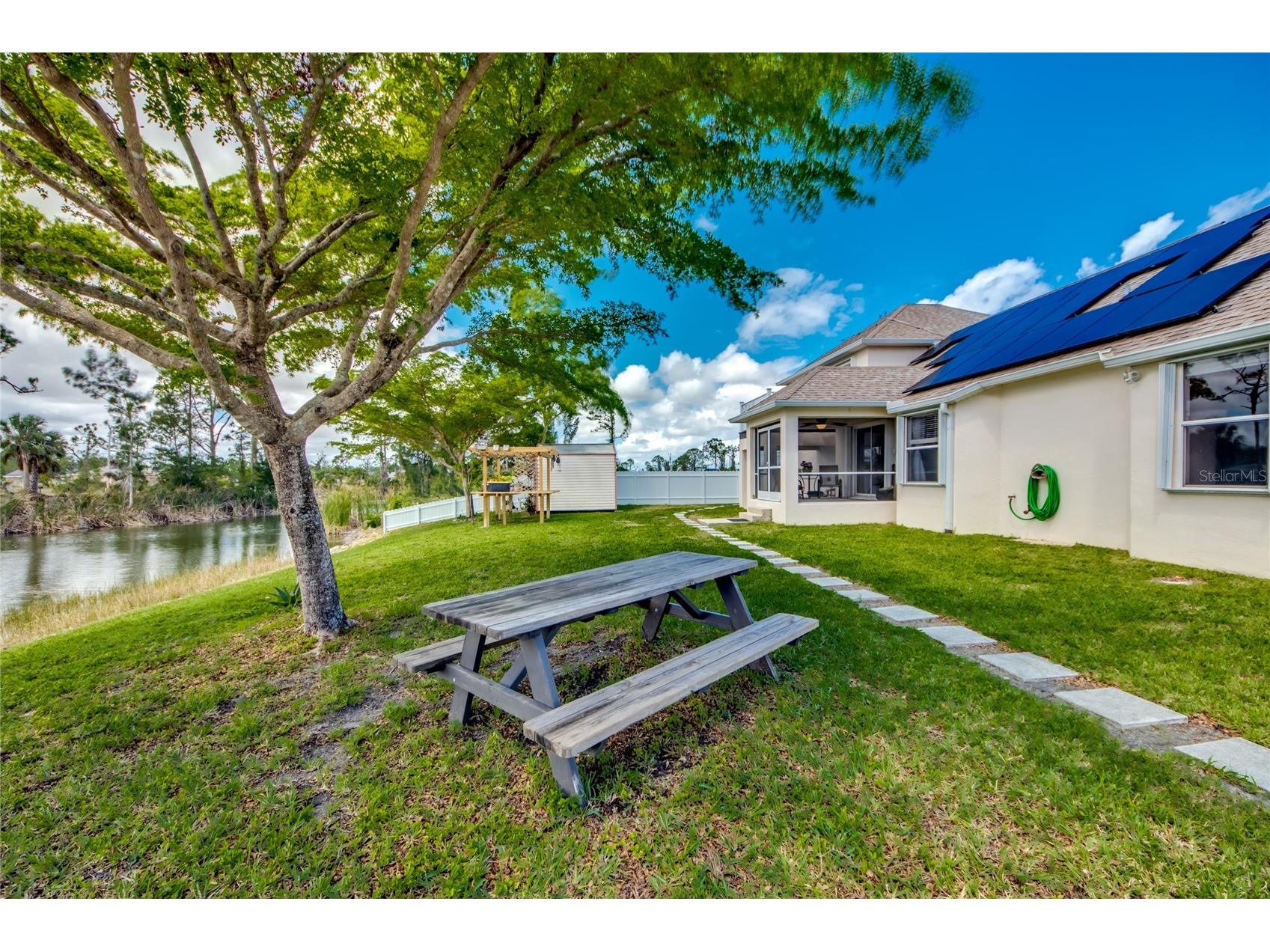 2012 NE 33rd Lane Cape Coral FL 33909 V4949558 image42