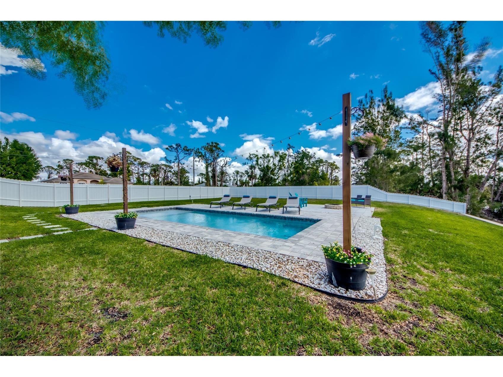 2012 NE 33rd Lane Cape Coral FL 33909 V4949558 image45