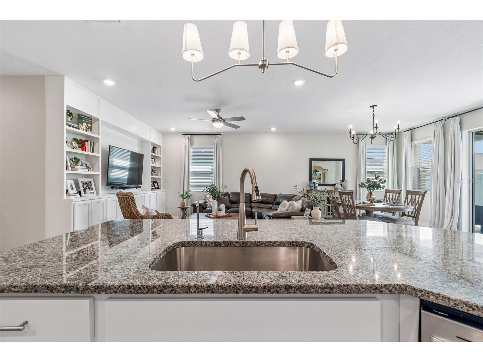20121 Azul Marble Loop Land O Lakes FL 34638 TB8492775 image40