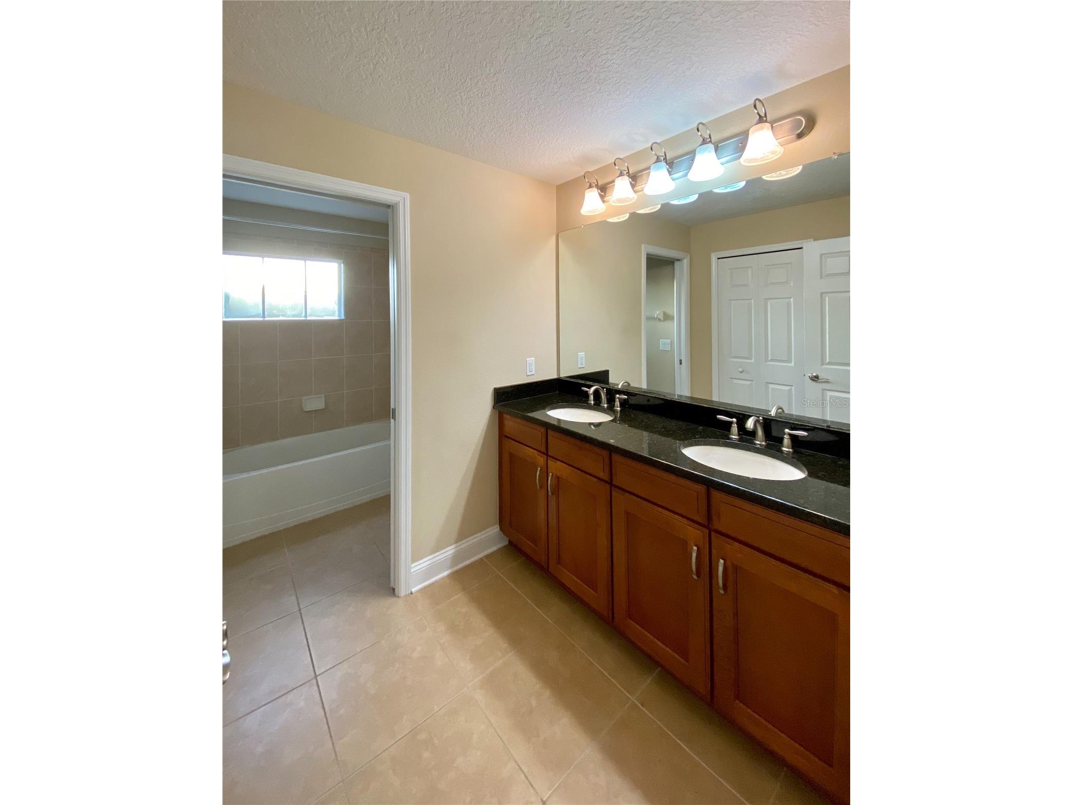 20127 Oakflower Avenue Tampa FL 33647 TB8509359 image38