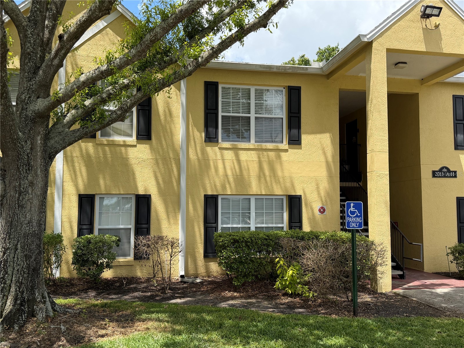 2013 Dixie Belle Drive #2013A Orlando FL 32812 O6403971 image1