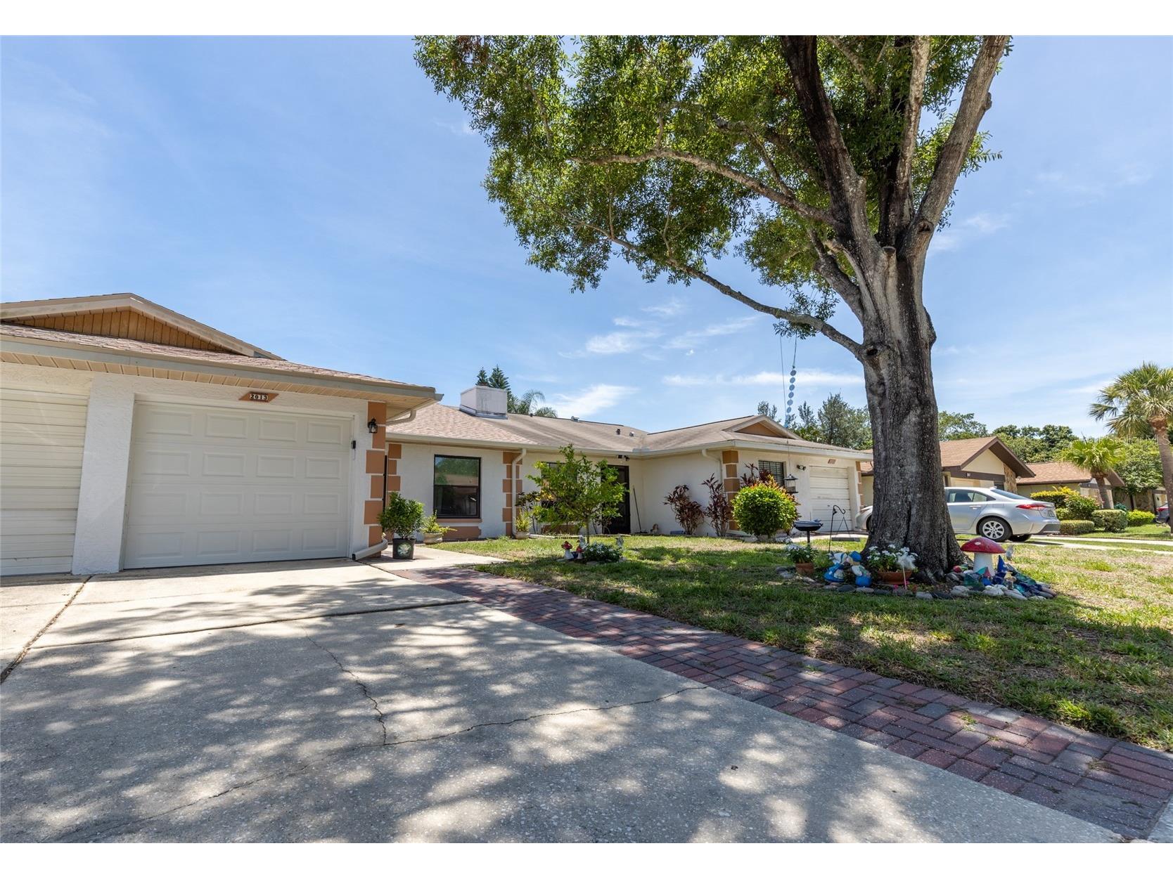 2013 Dover Court Oldsmar FL 34677 TB8519255 image1