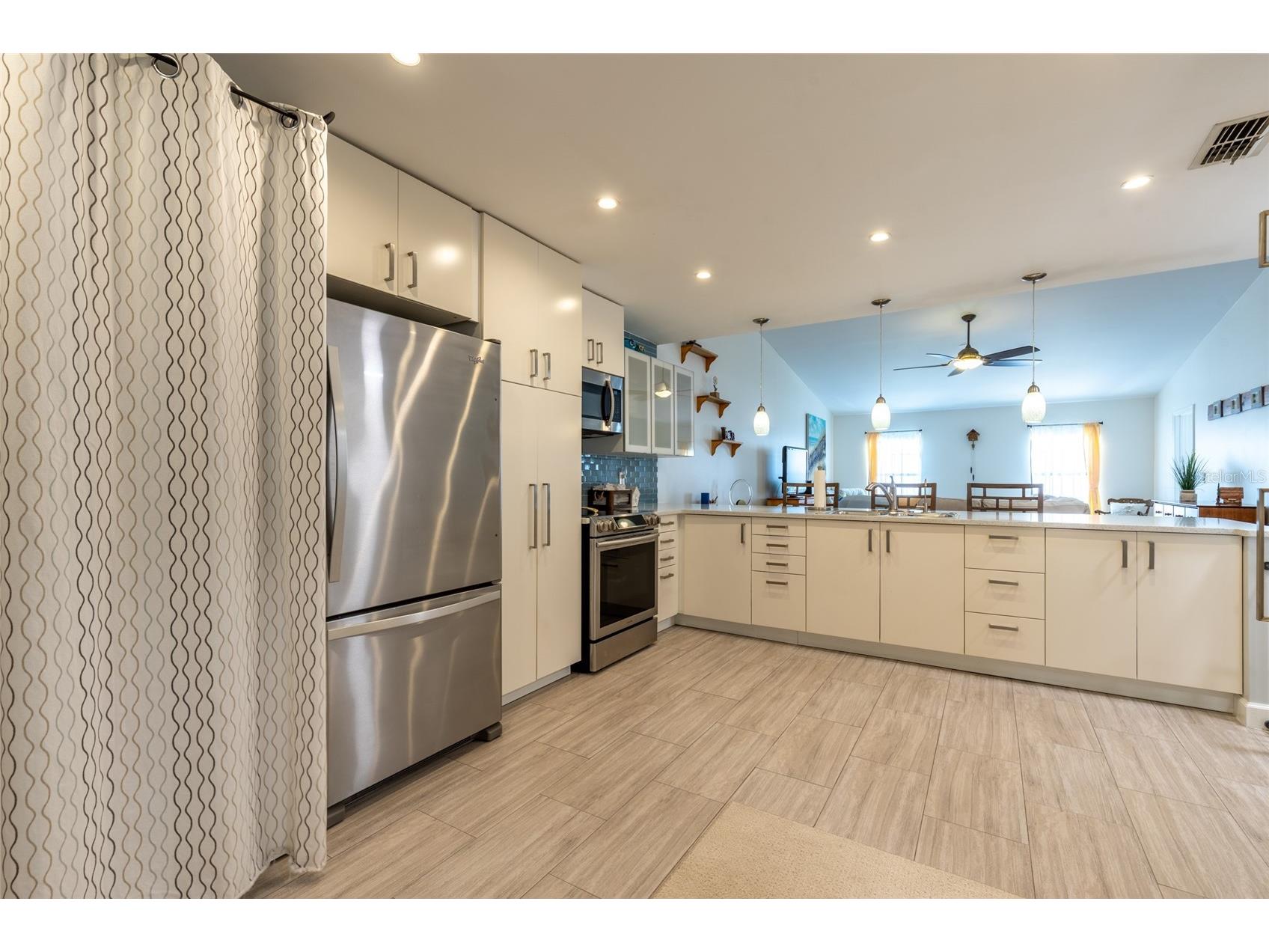 2013 Dover Court Oldsmar FL 34677 TB8519255 image8