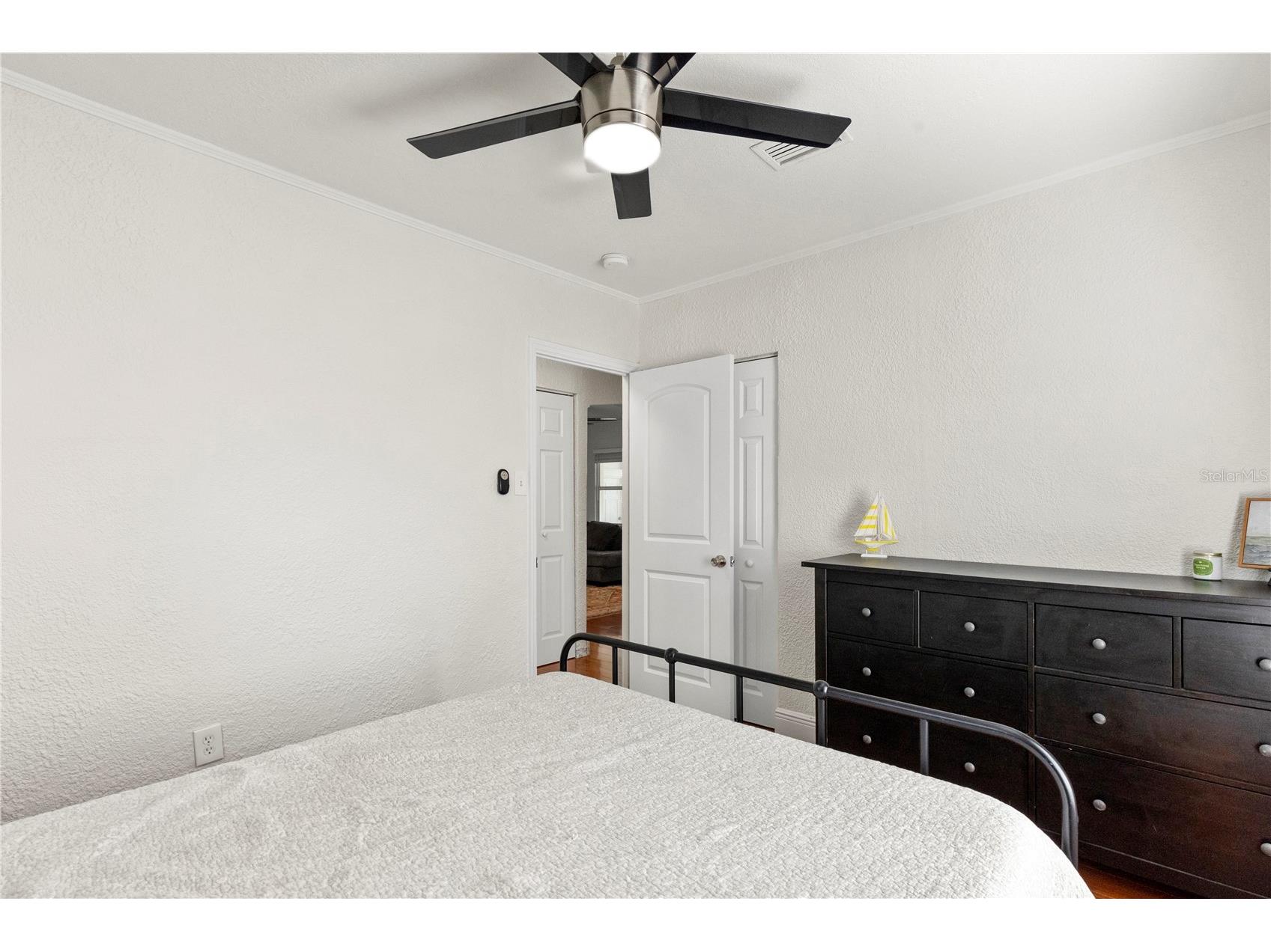 2013 E Henry Avenue Tampa FL 33610 TB8508269 image12