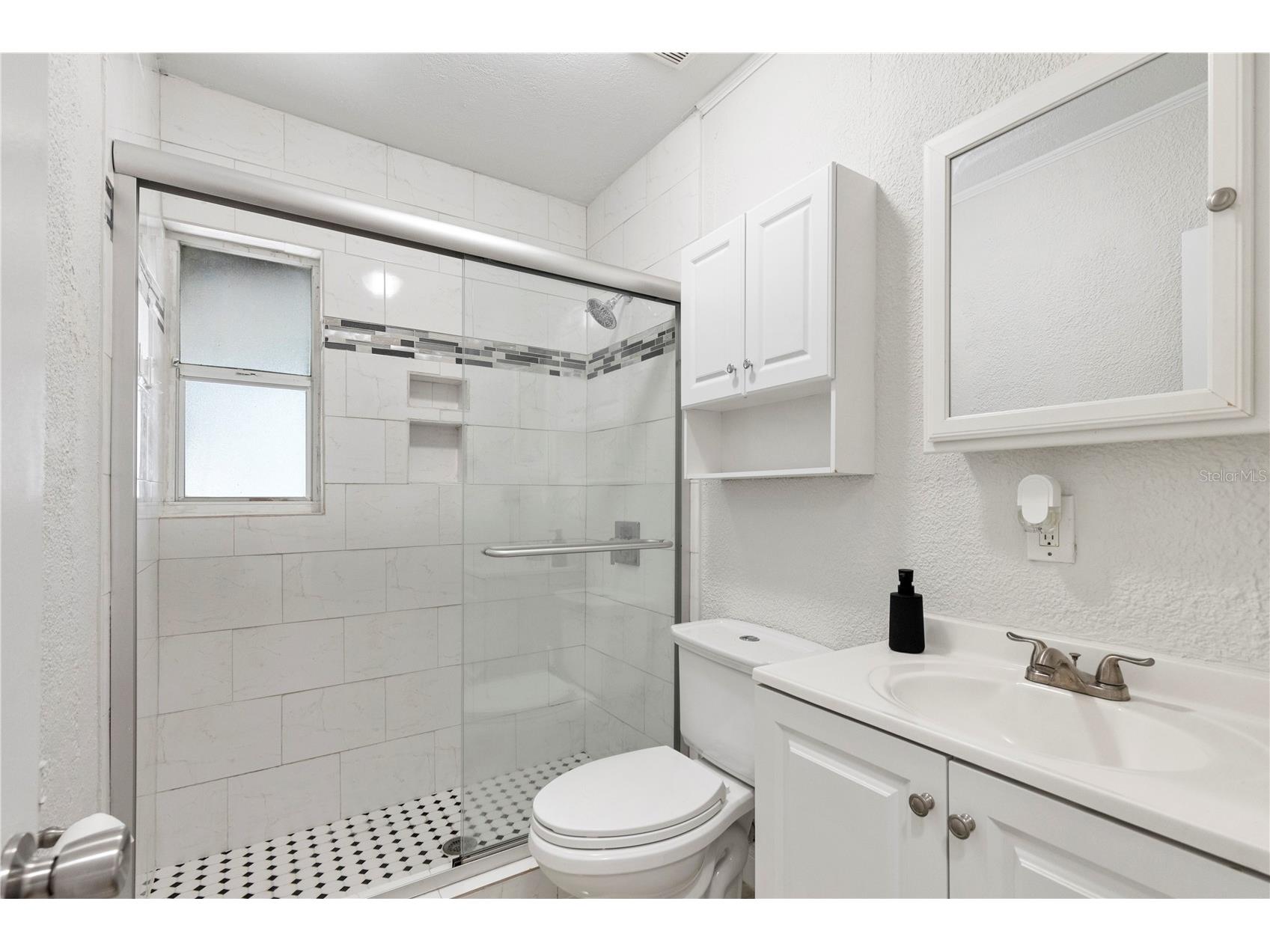 2013 E Henry Avenue Tampa FL 33610 TB8508269 image13