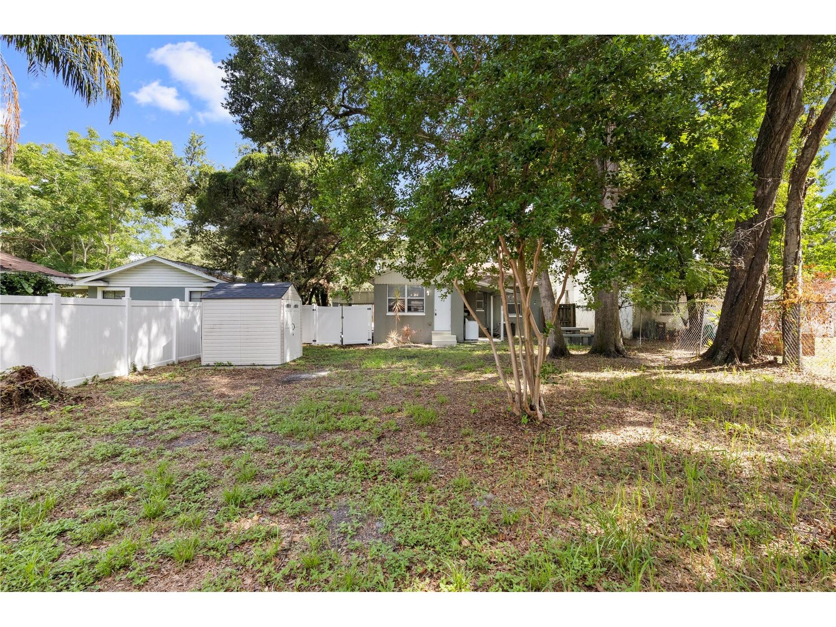 2013 E Henry Avenue Tampa FL 33610 TB8508269 image21