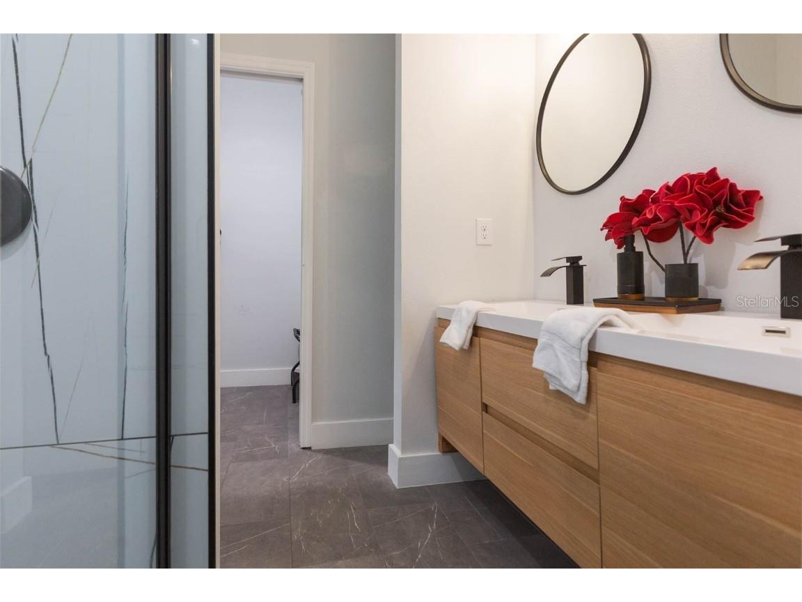 2013 E Waters Avenue Tampa FL 33604 TB8448064 image36