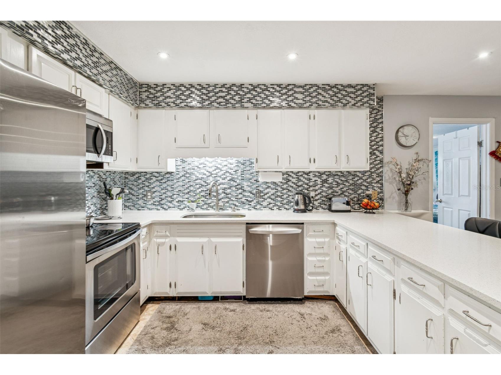 2013 Marilyn Avenue Winter Haven FL 33881 TB8468621 image6