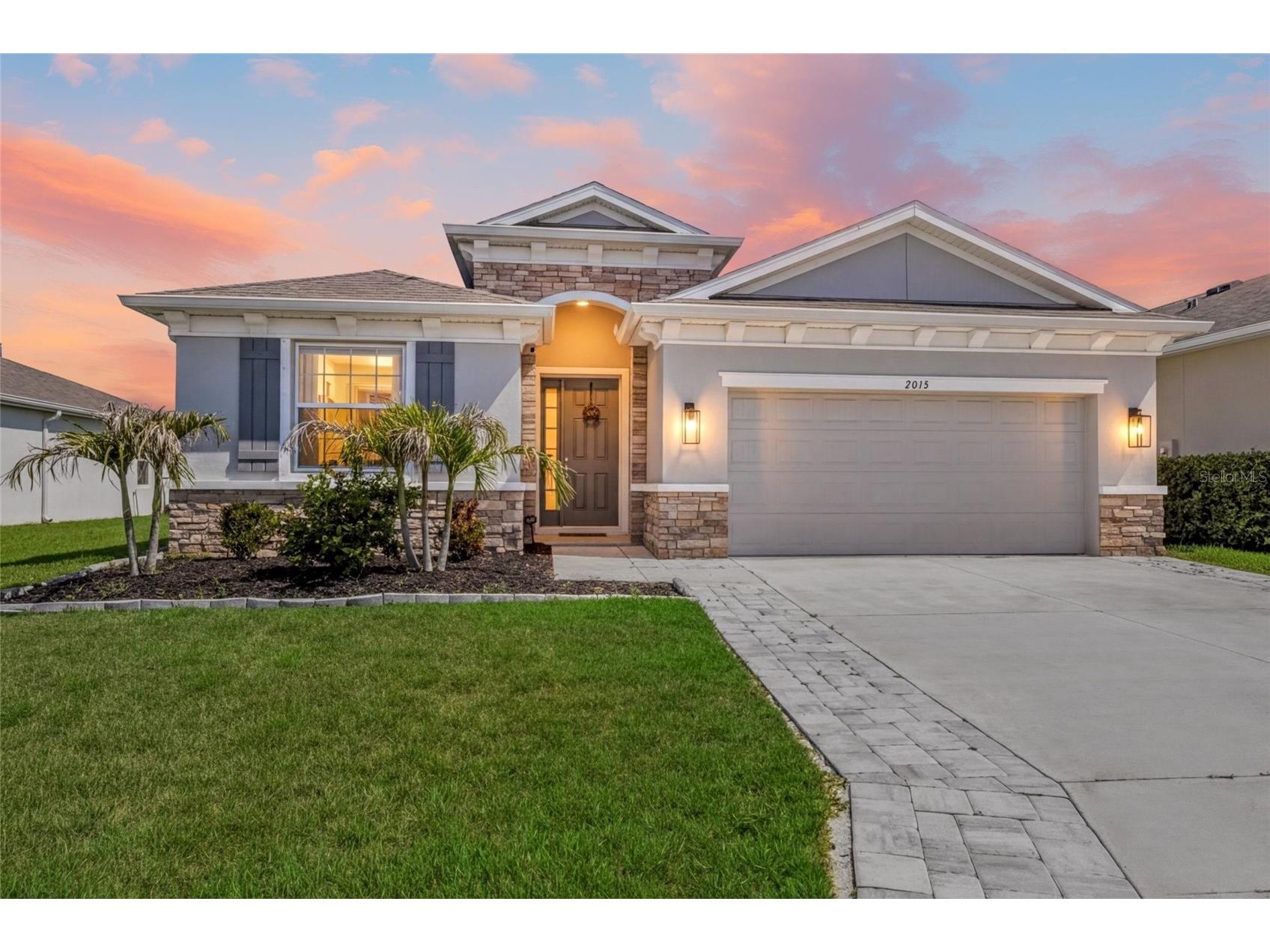 2013 Midnight Pearl Drive Sarasota FL 34240 A4694232 image1