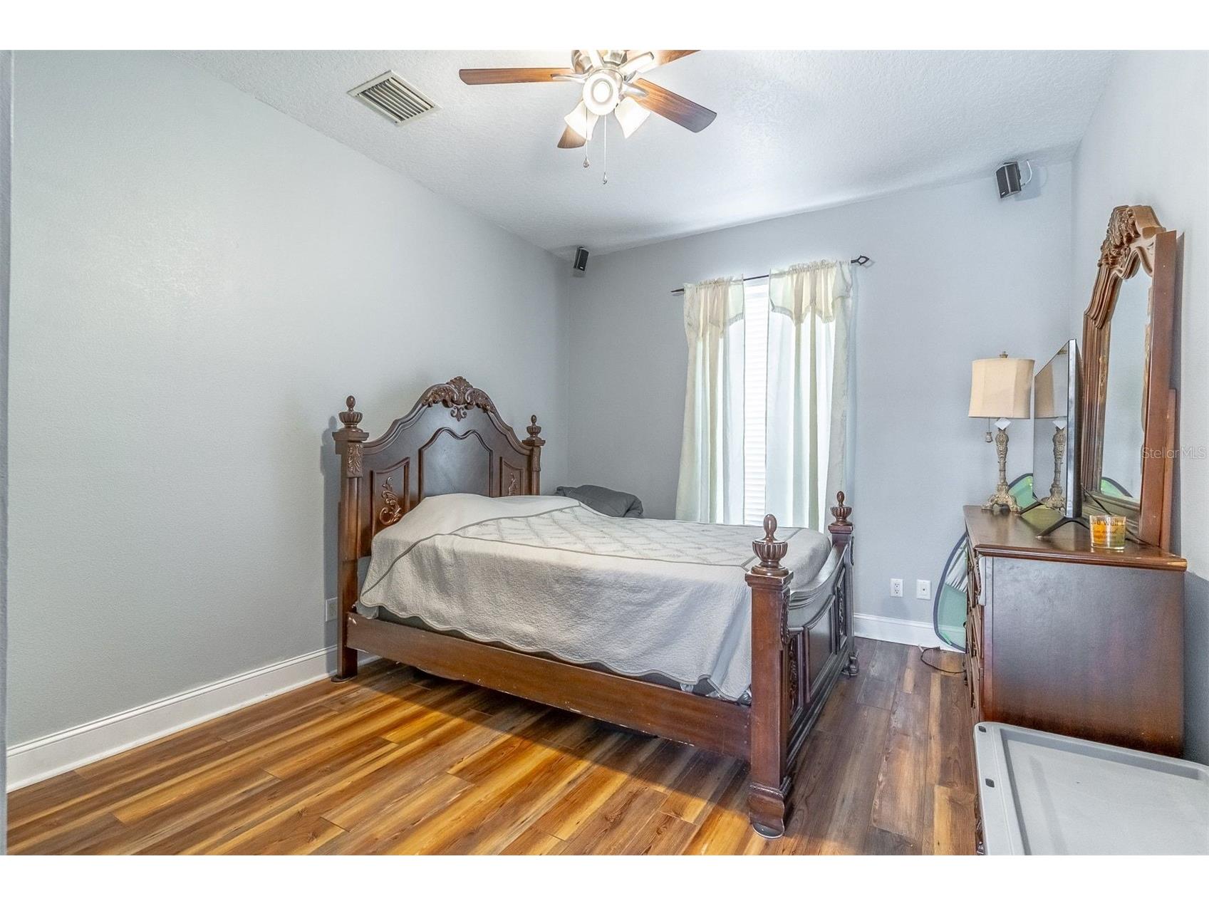 2013 Quail Hollow Dr Deland FL 32720 - ST JOHNS RIVER V4948884 image23