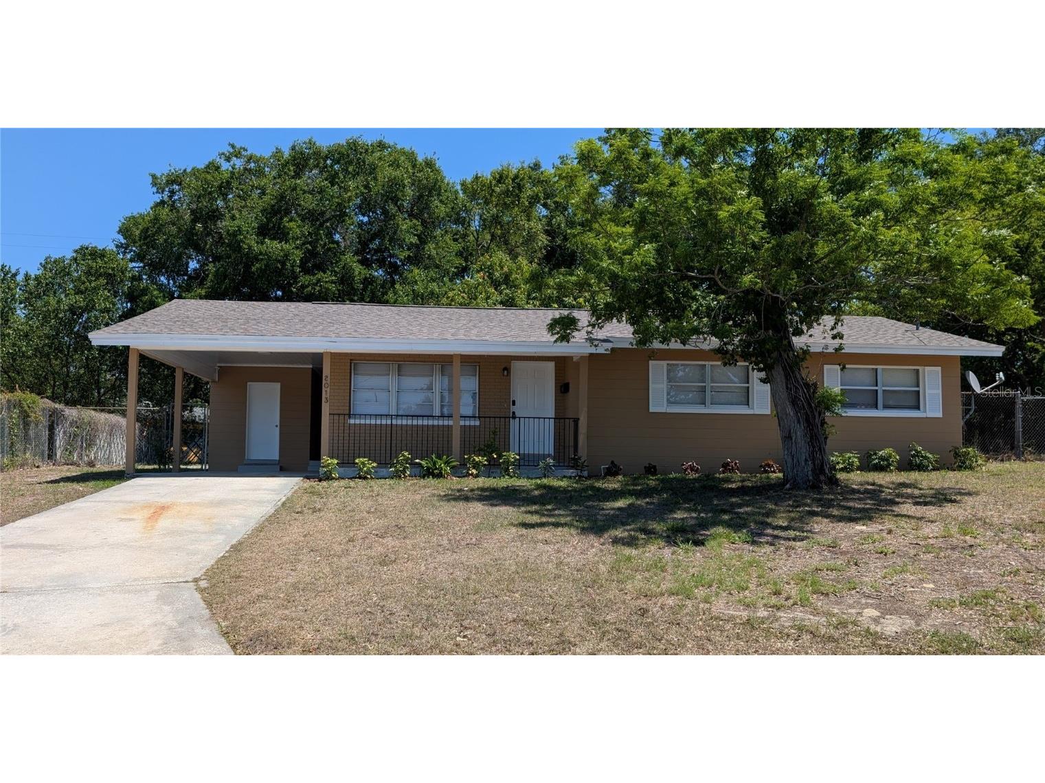 2013 Sarazen Court Orlando FL 32808 O6299846 image1