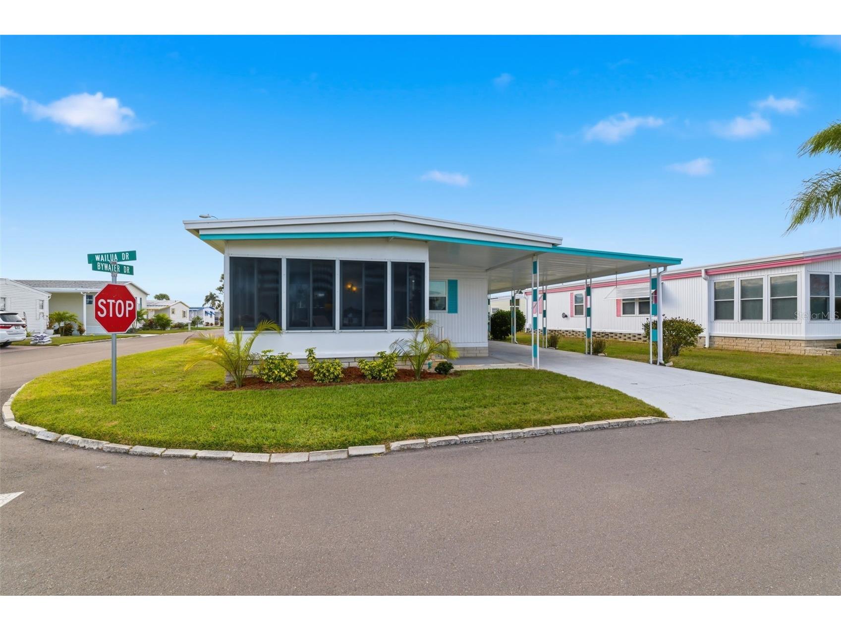 2013 Wailua Drive Holiday FL 34691 W7882332 image2