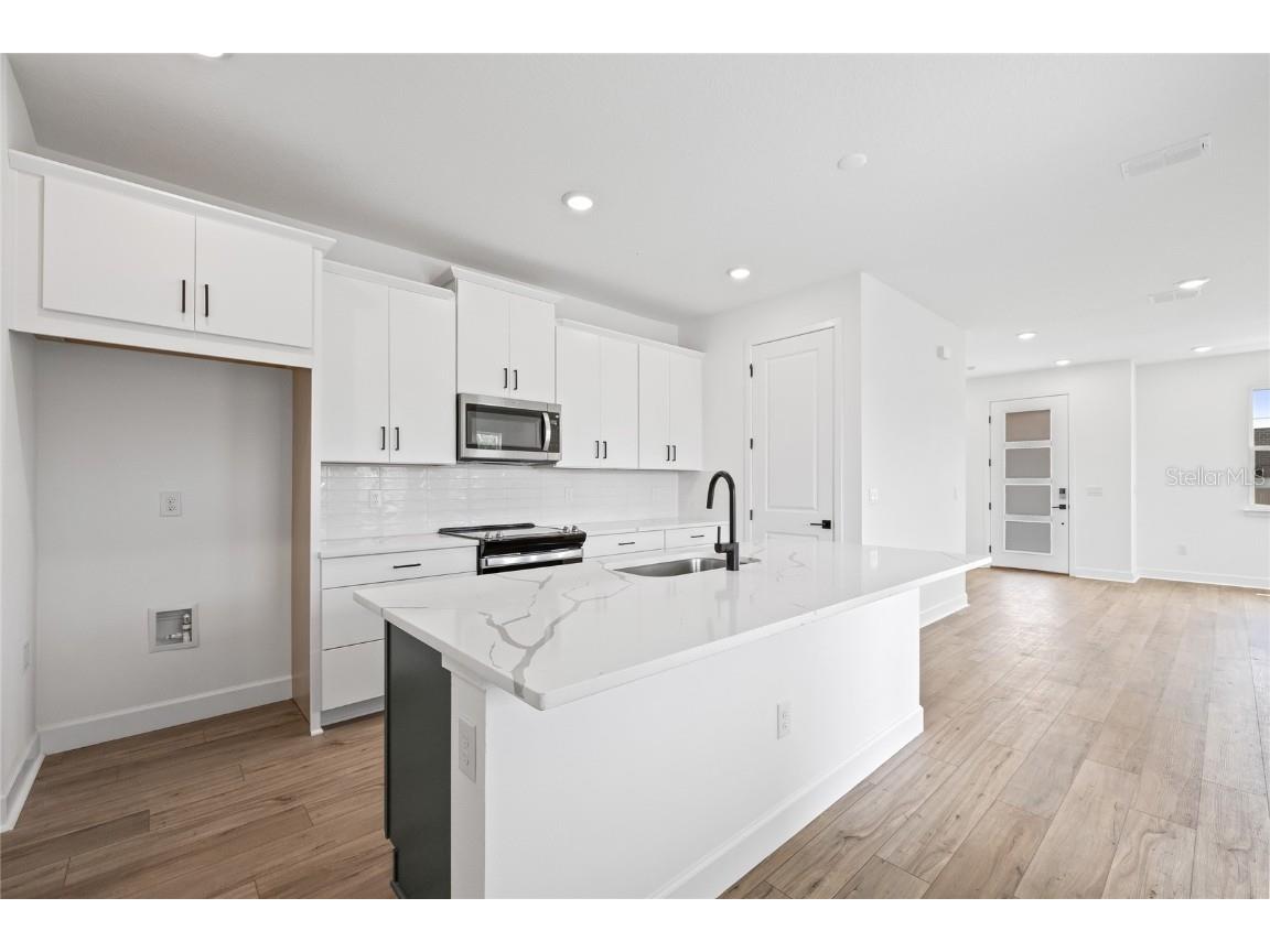 2013 Wild Heron Court Valrico FL 33596 TB8426412 image10