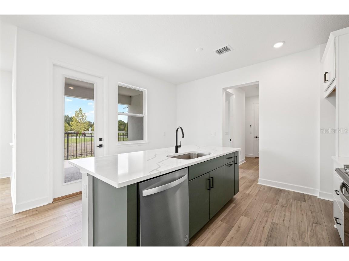 2013 Wild Heron Court Valrico FL 33596 TB8426412 image13