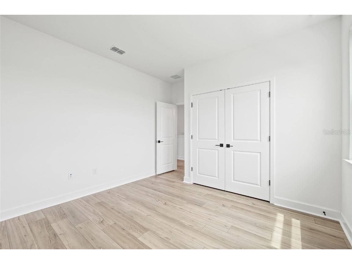 2013 Wild Heron Court Valrico FL 33596 TB8426412 image34