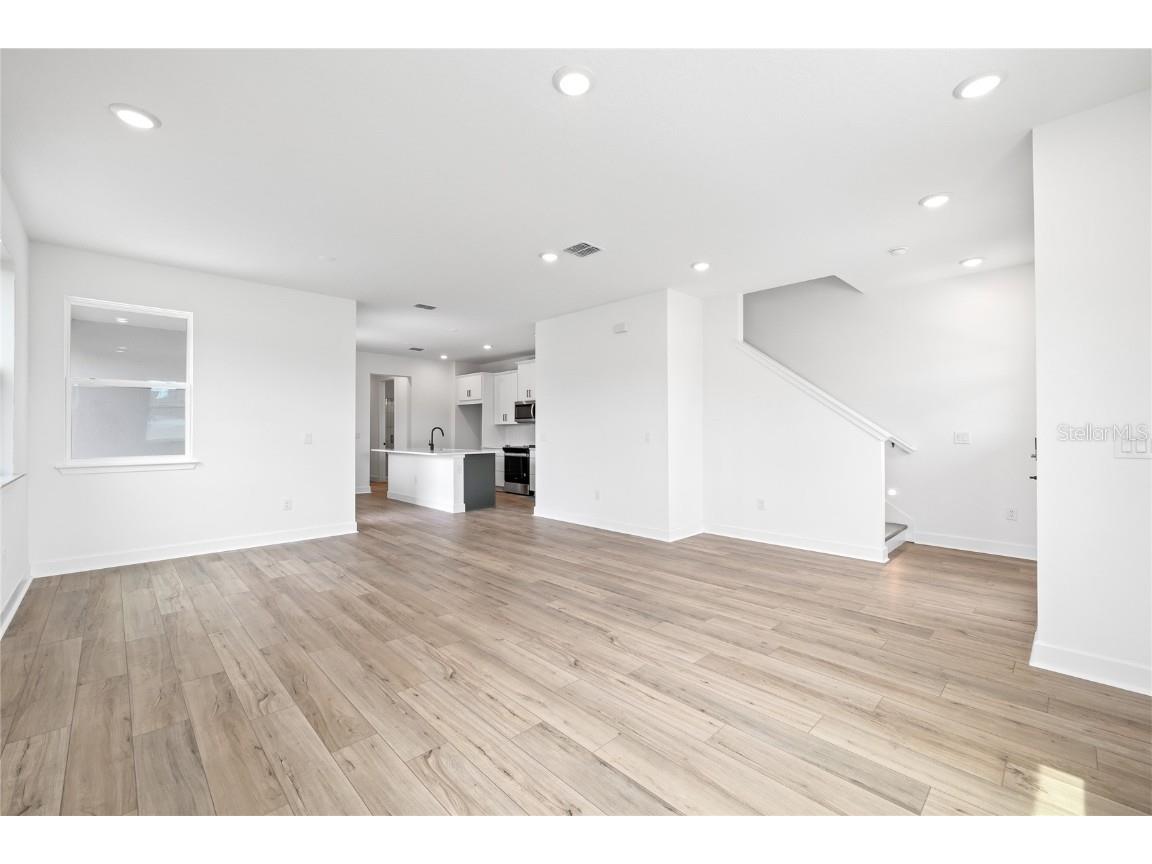 2013 Wild Heron Court Valrico FL 33596 TB8426412 image8